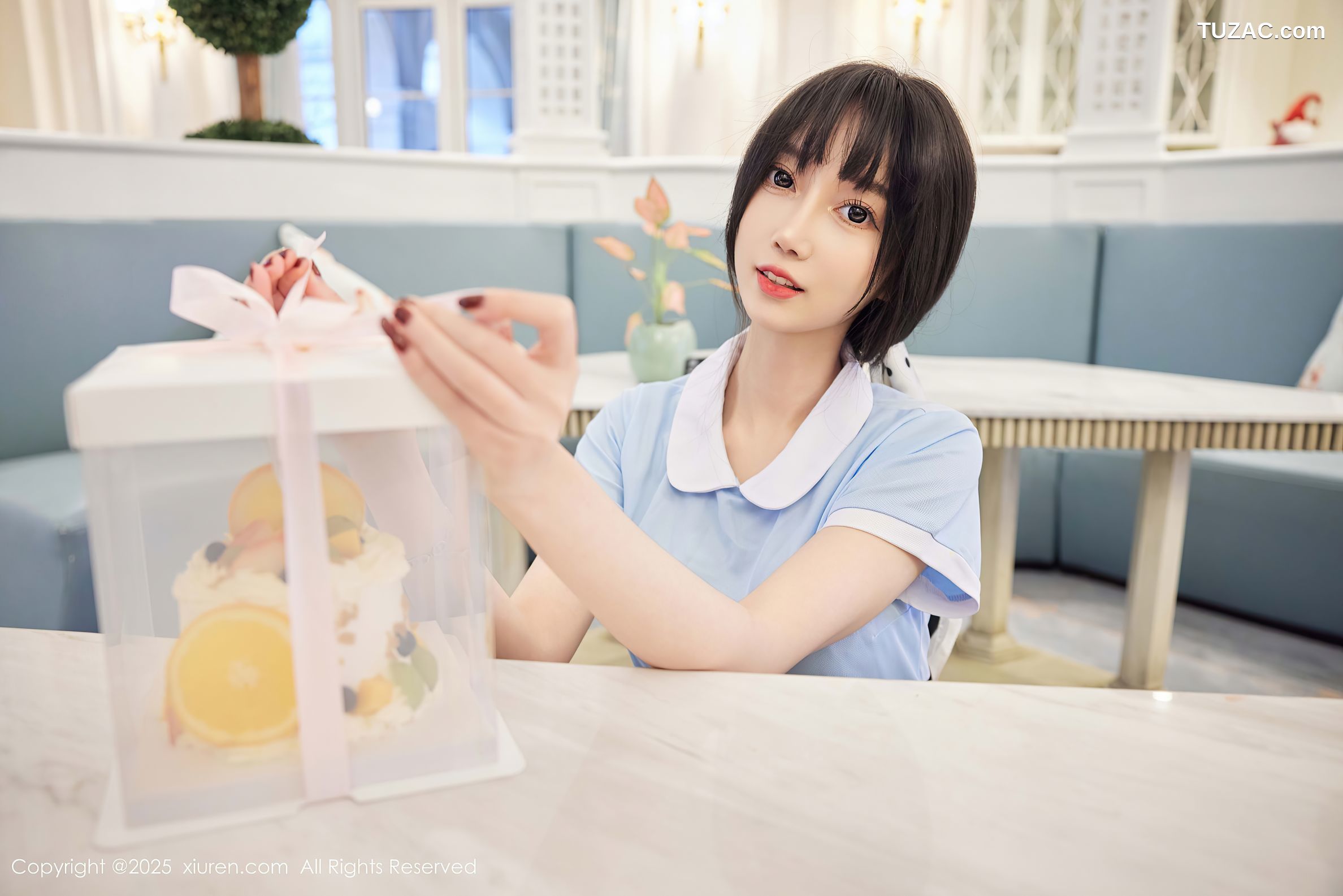 XiuRen秀人网-9864-玥儿玥er-浅蓝短裙人妻-土黄色短裙生日主题爆乳-2025.02.10