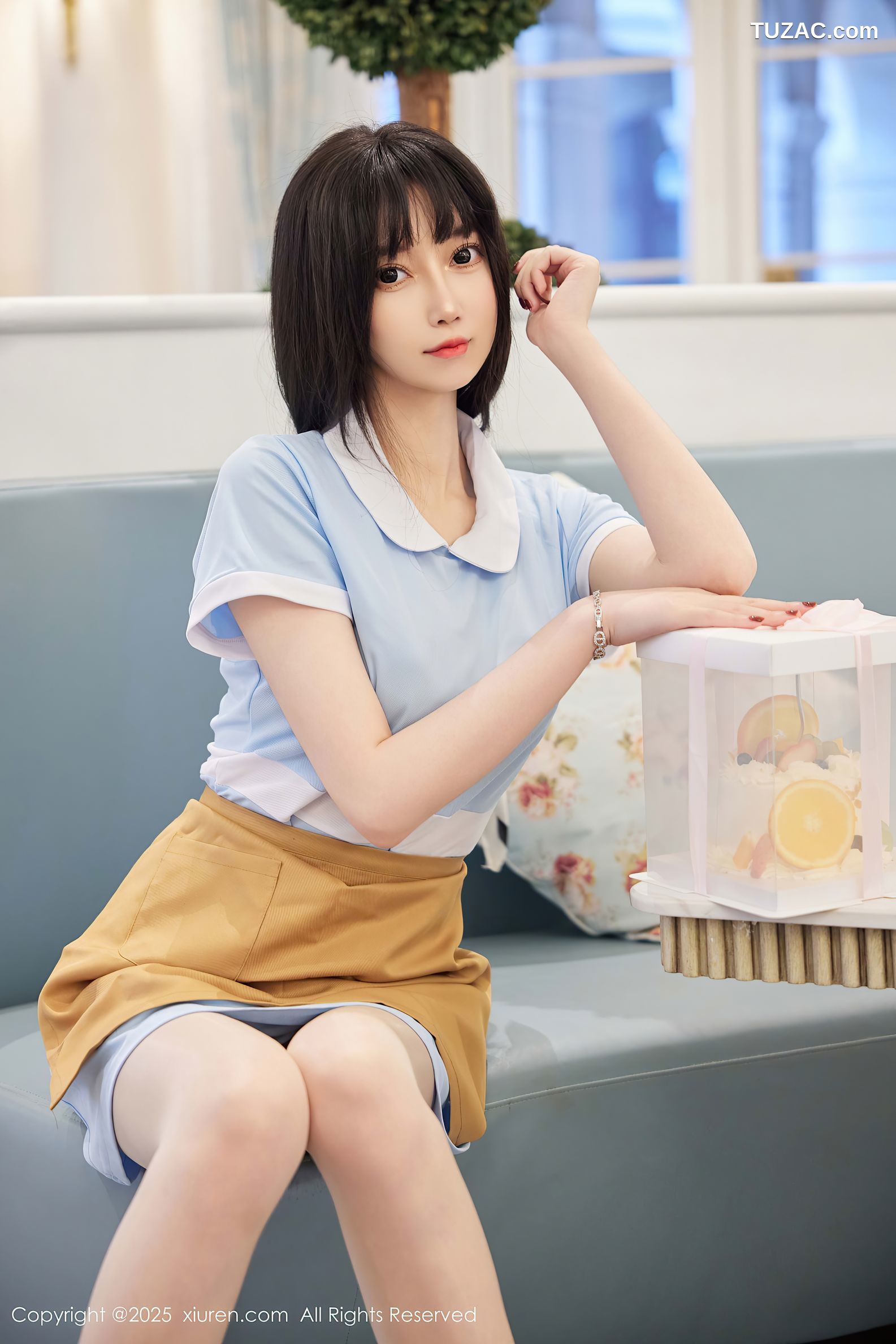 XiuRen秀人网-9864-玥儿玥er-浅蓝短裙人妻-土黄色短裙生日主题爆乳-2025.02.10