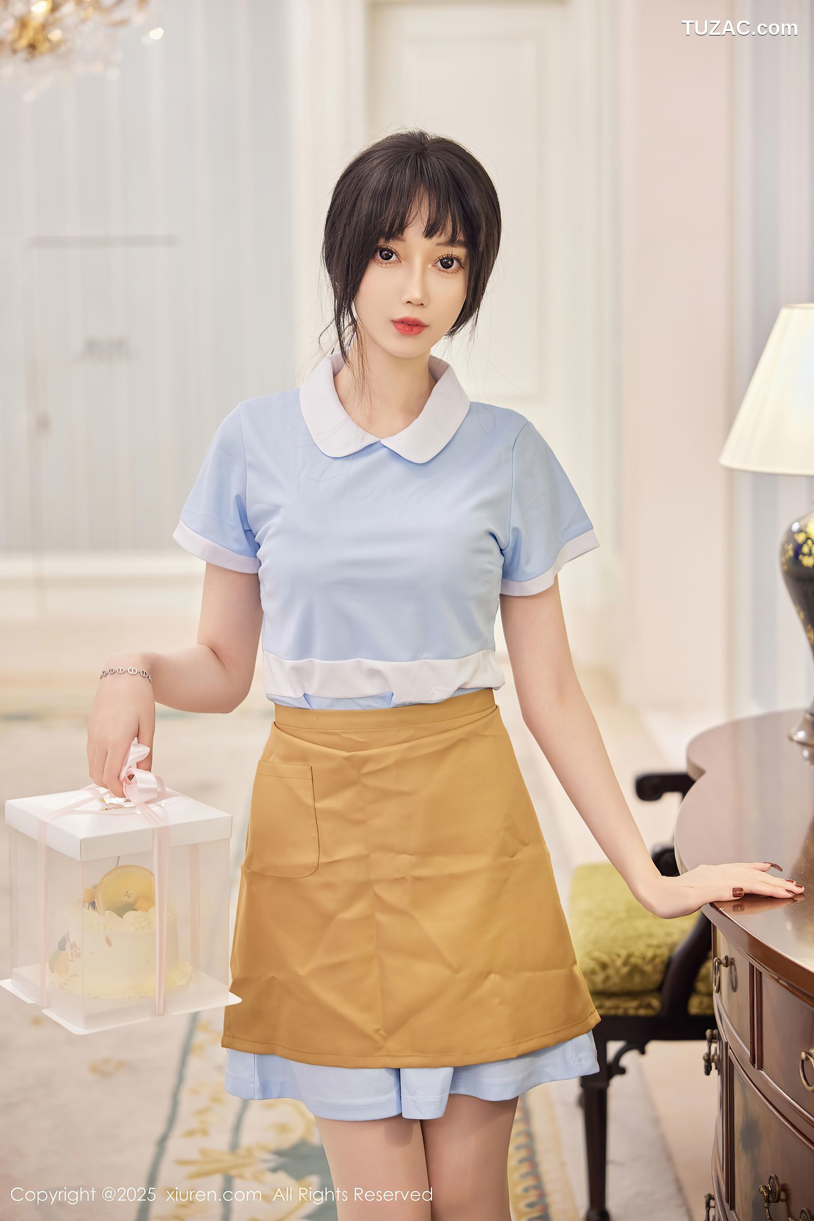 XiuRen秀人网-9864-玥儿玥er-浅蓝短裙人妻-土黄色短裙生日主题爆乳-2025.02.10