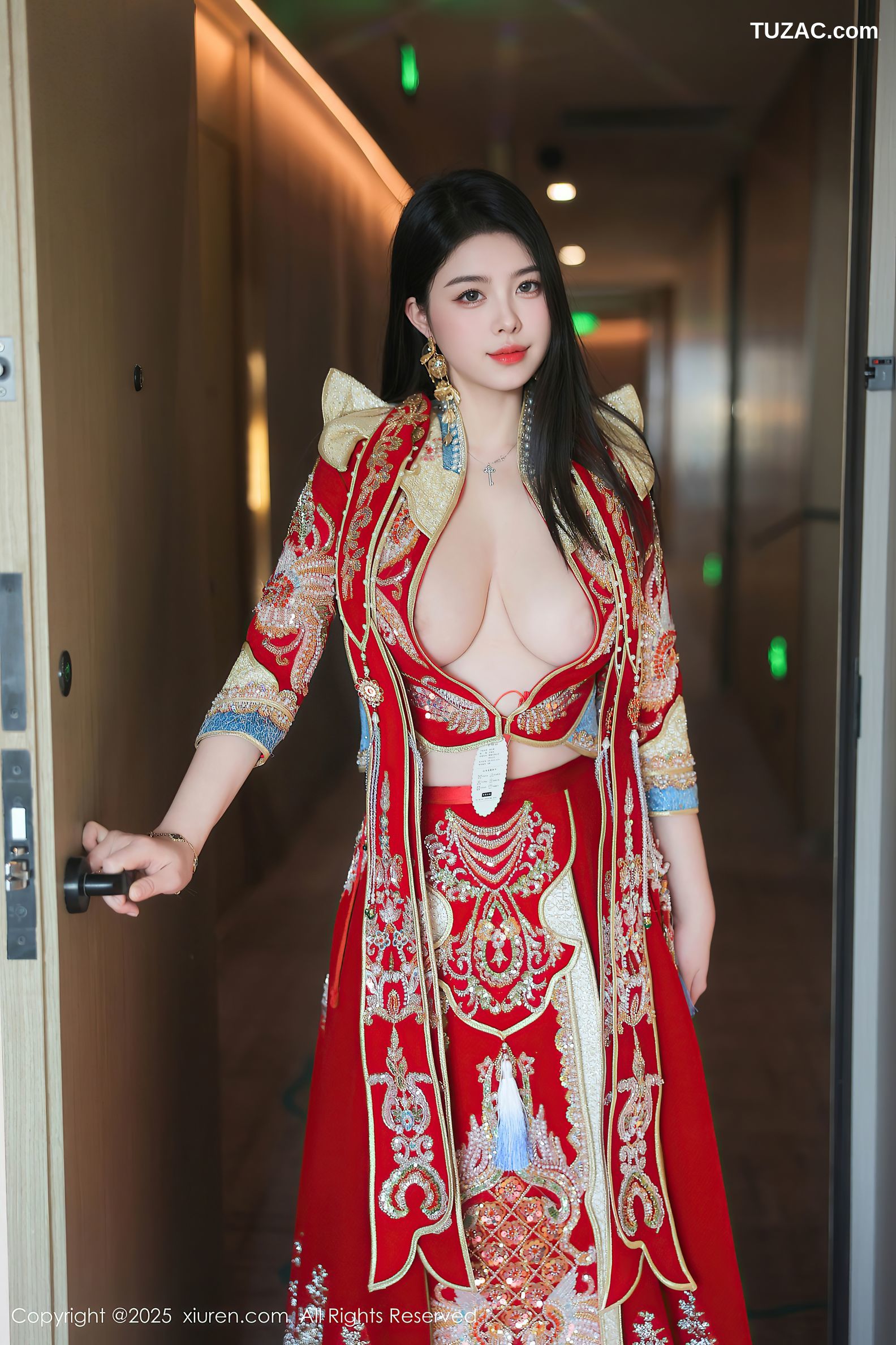 XiuRen秀人网-9869-林若凡F-新娘红装黑色内衣黑丝爆乳-2025.02.11