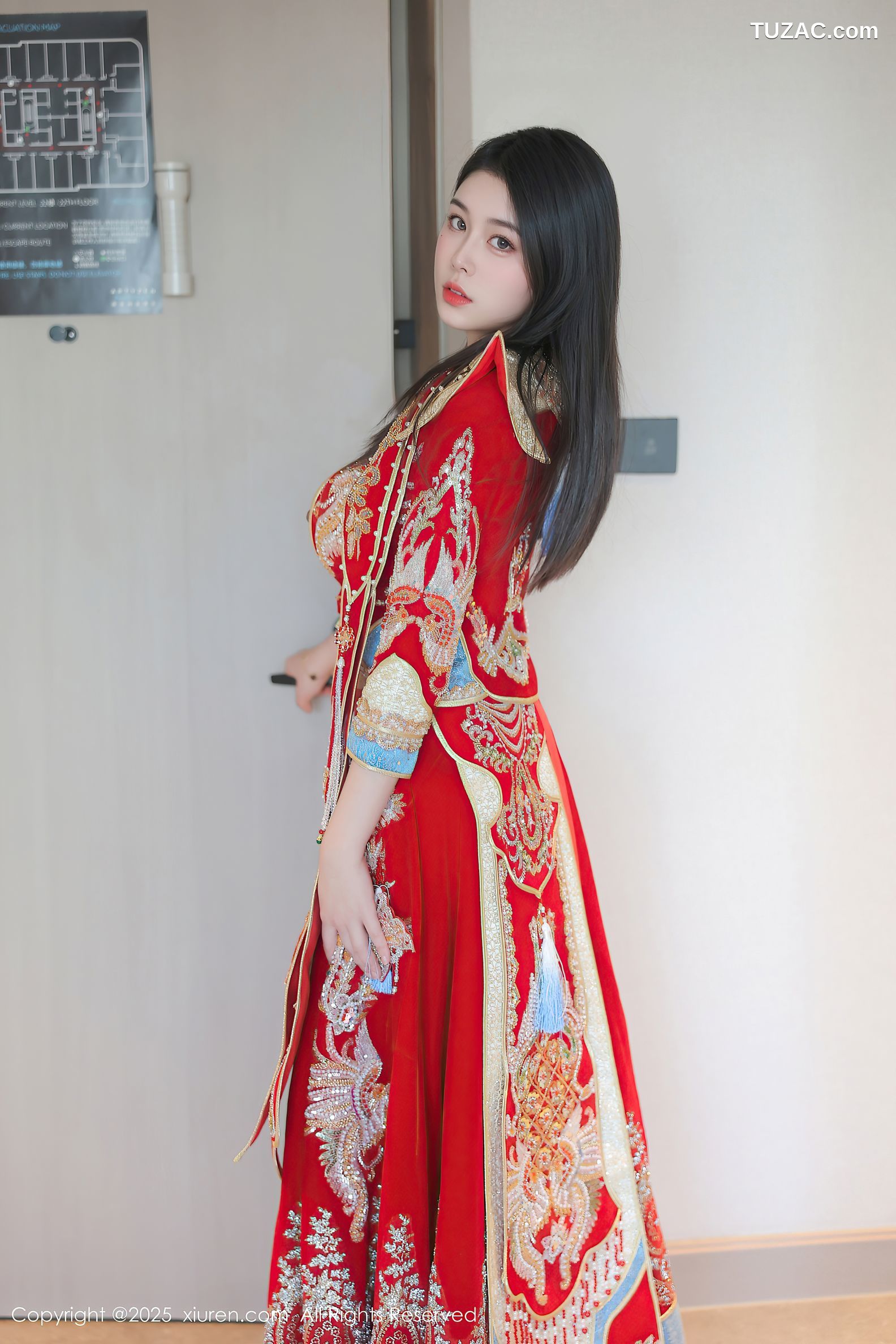 XiuRen秀人网-9869-林若凡F-新娘红装黑色内衣黑丝爆乳-2025.02.11