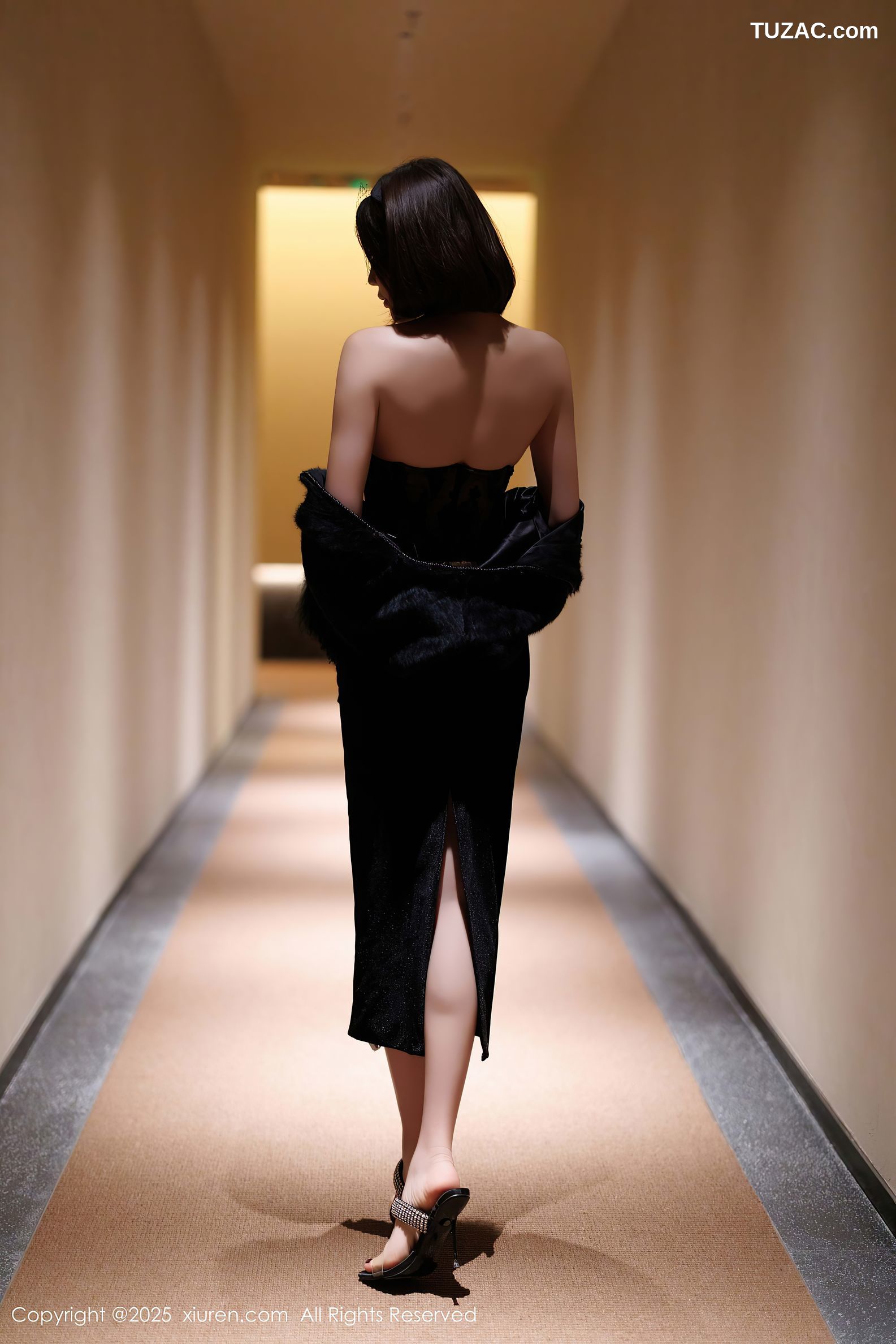 XiuRen秀人网-9880-徐莉芝Booty-短发黑蕾丝裙蓝色蕾丝内衣-2025.02.13