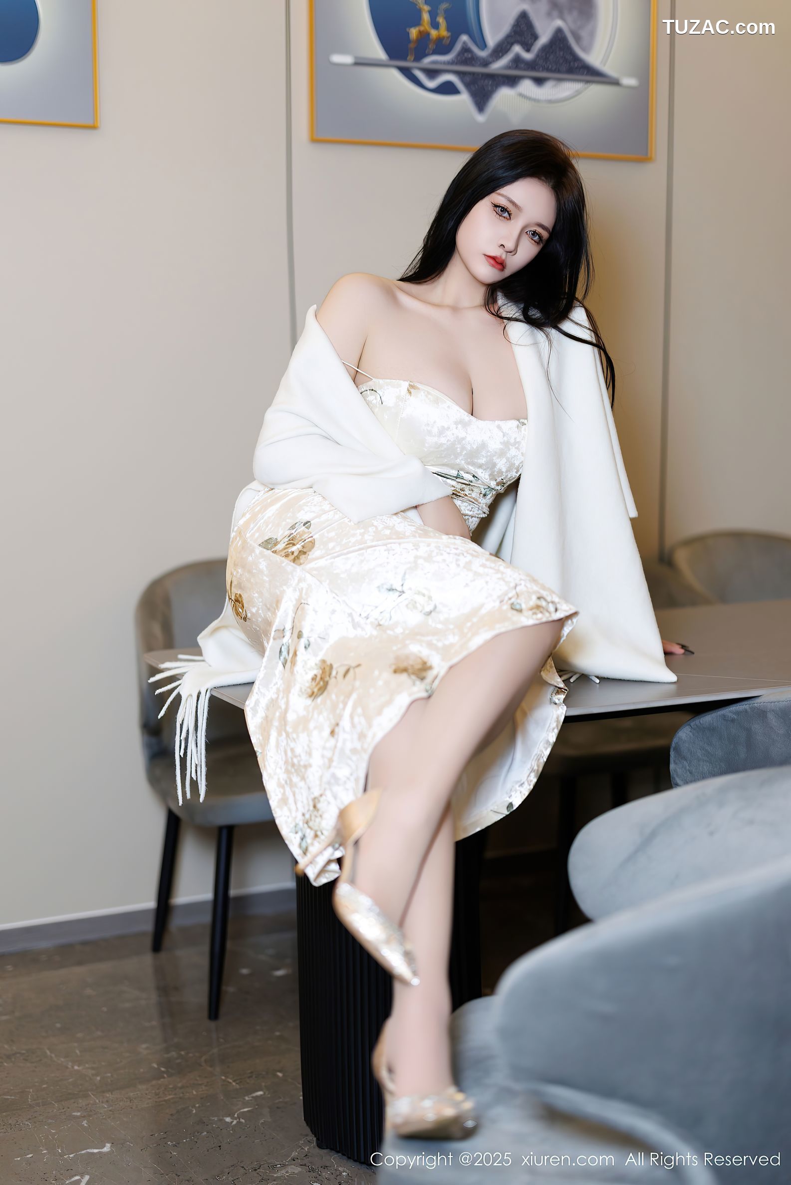 XiuRen秀人网-9899-娜比-白色披肩白色吊带紧身长裙紫色内衣-2025.02.18