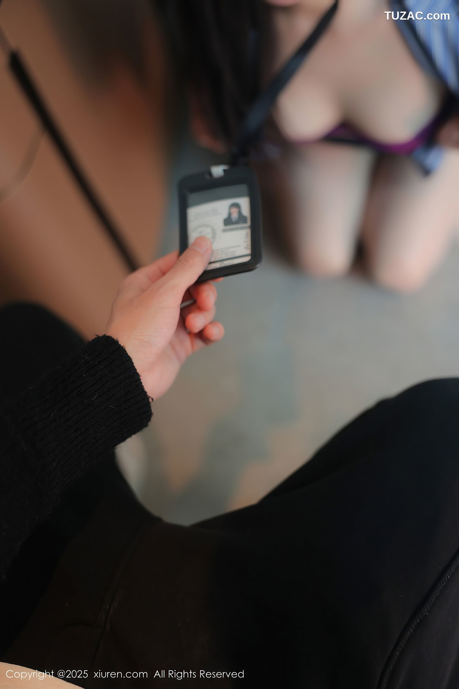 XiuRen秀人网-9921-Candy糖糖-OL蓝色条纹衬衫深蓝短裙紫色内衣肉丝-2025.02.21