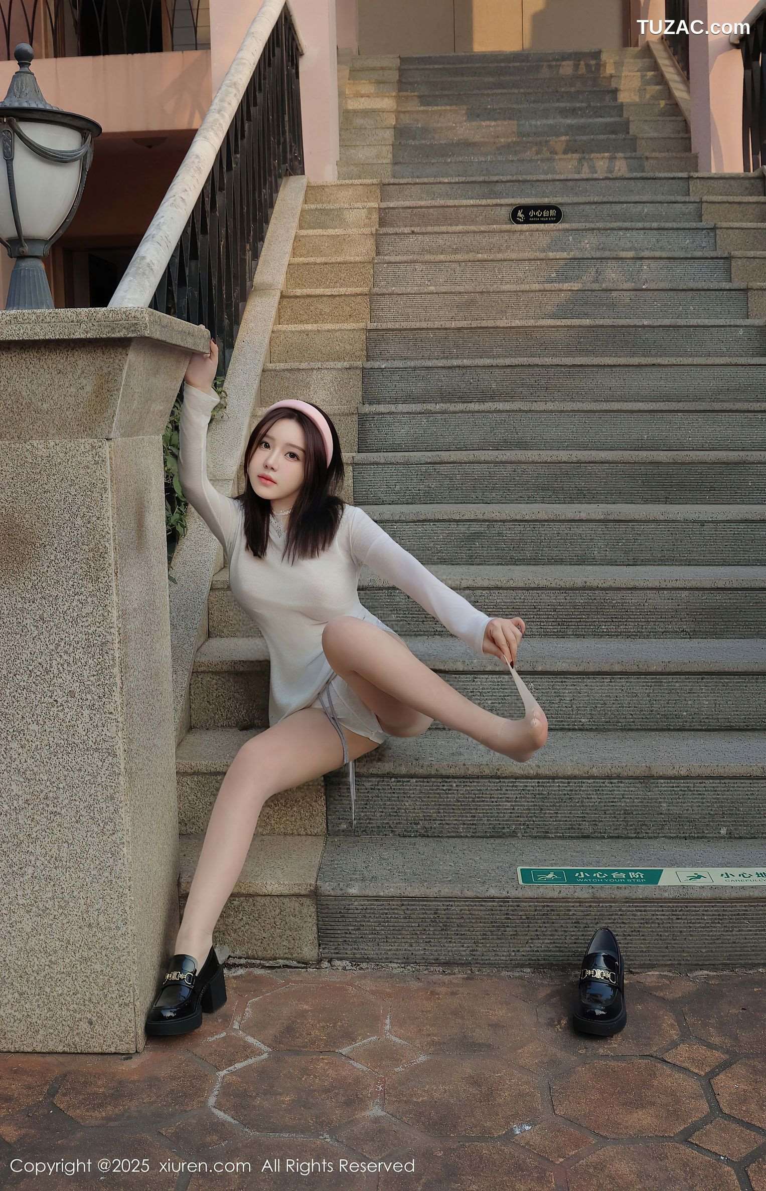 XiuRen秀人网-9923-小薯条nienie-白T短裙浴室湿身爆乳-2025.02.21