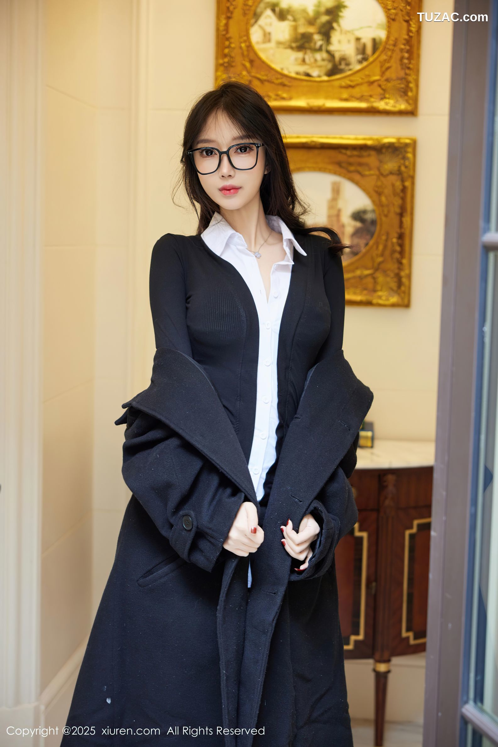 XiuRen秀人网-9926-玥儿玥er-眼镜OL黑色外套黑衬衫黑丝-2025.02.24
