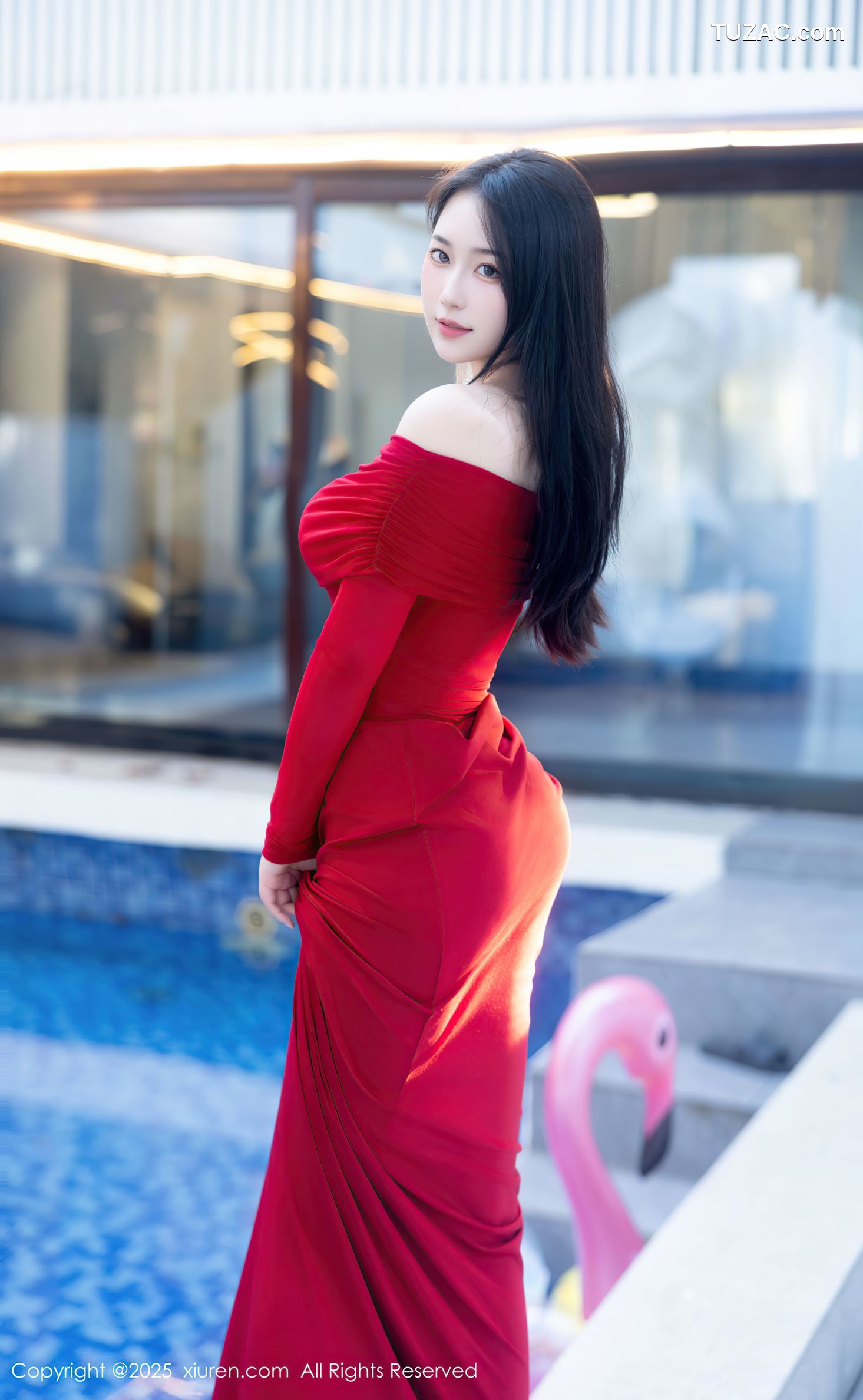 XiuRen秀人网-9934-林昔予yorki-户外泳池红色露肩长裙湿身爆乳翘臀-2025.02.26
