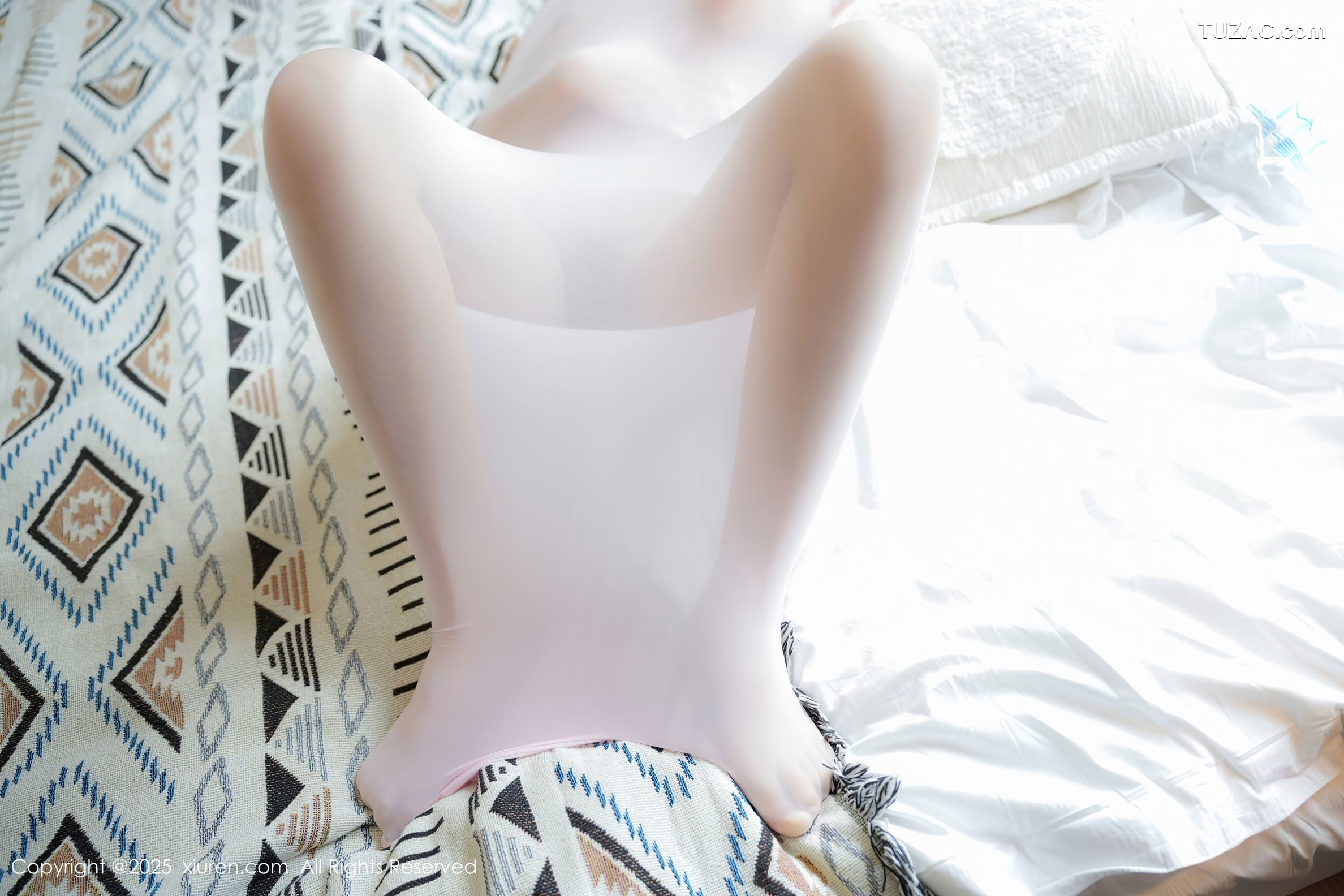 XiuRen秀人网-9935-姚若兮vay-连体透视白丝爆乳萝莉-2025.02.26