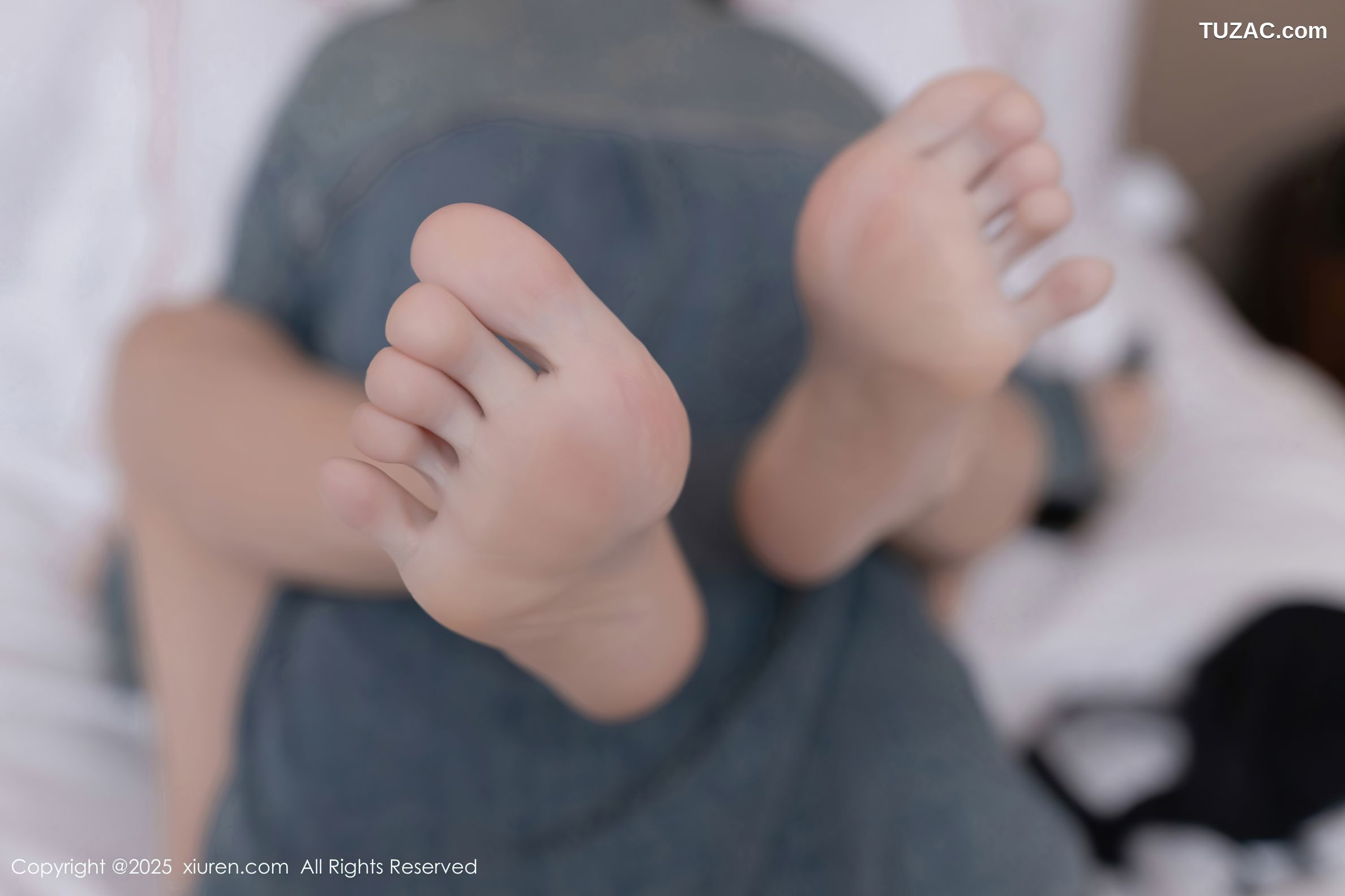 XiuRen秀人网-9938-杏子Yada-剧情黑白女仆装-2025.02.26