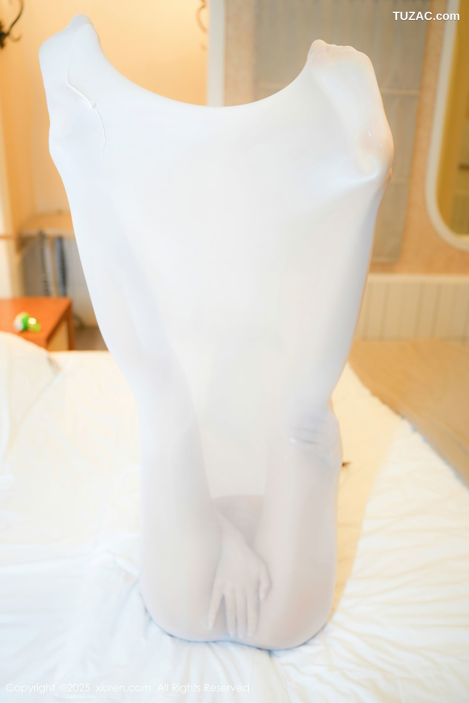 XiuRen秀人网-9941-美少女-情趣轻透连体白丝-2025.02.27