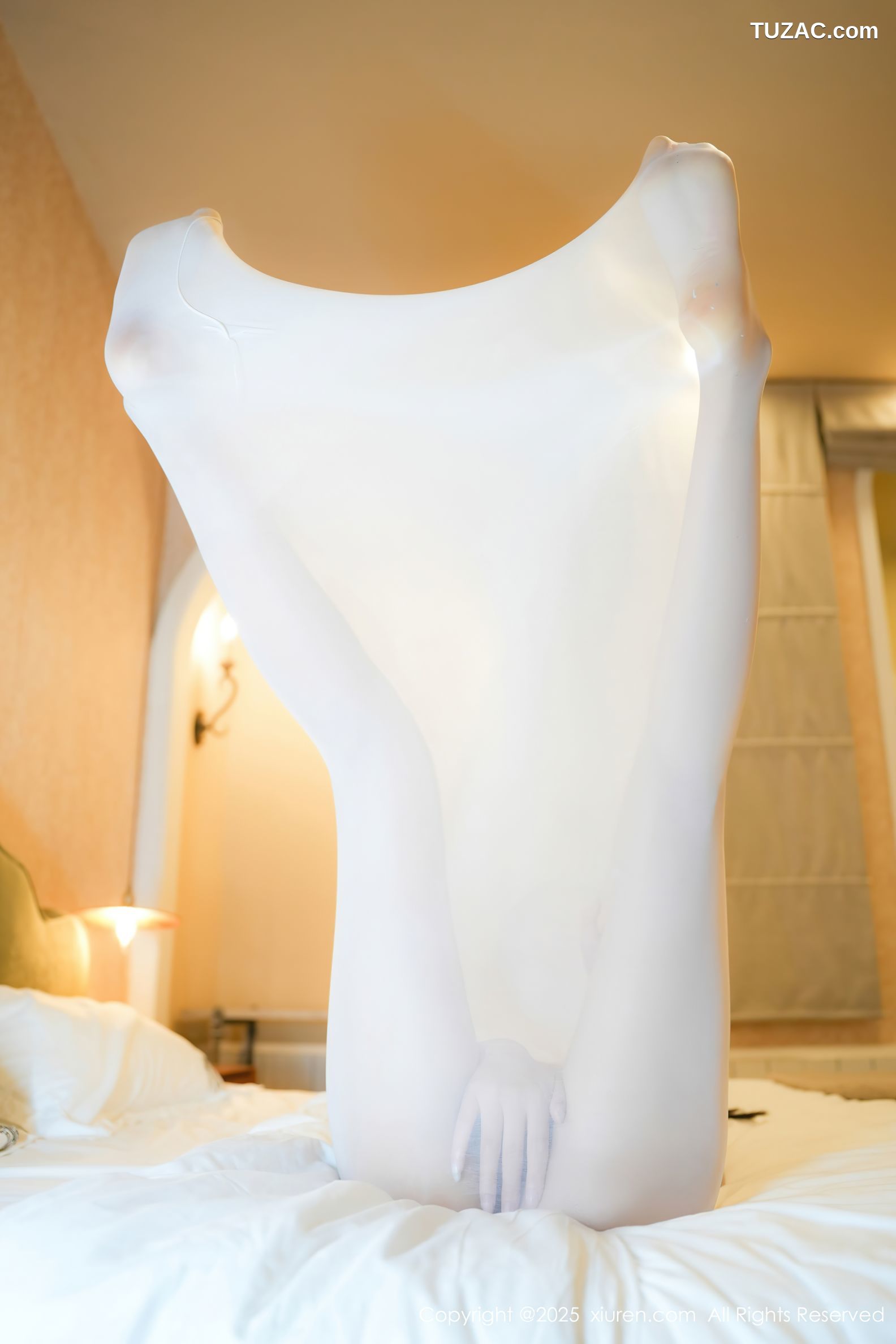 XiuRen秀人网-9941-美少女-情趣轻透连体白丝-2025.02.27