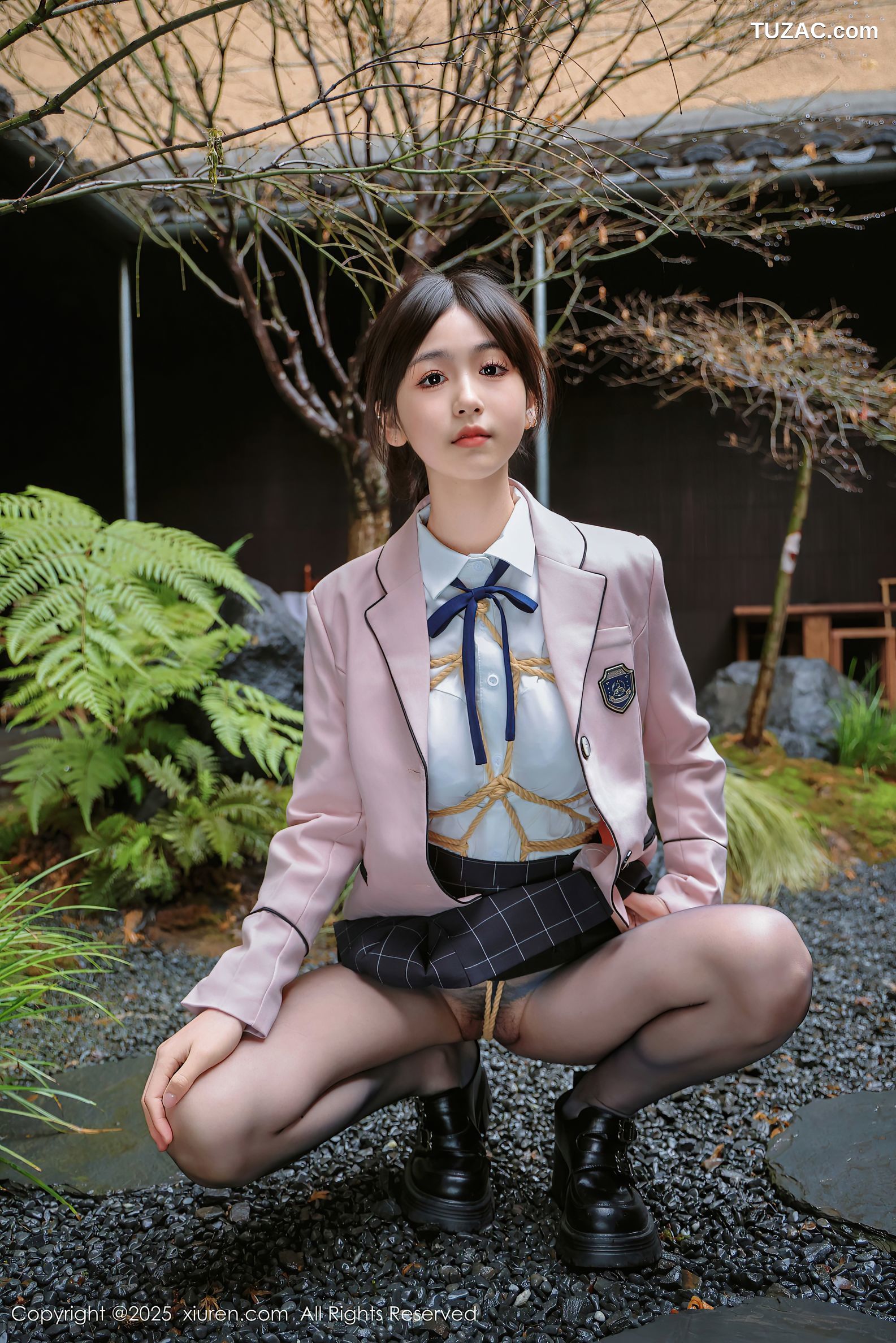 XiuRen秀人网-9949-奶芙乔乔-清纯校服白衬衫酒红内衣黑丝浴室捆绑-2025.02.28