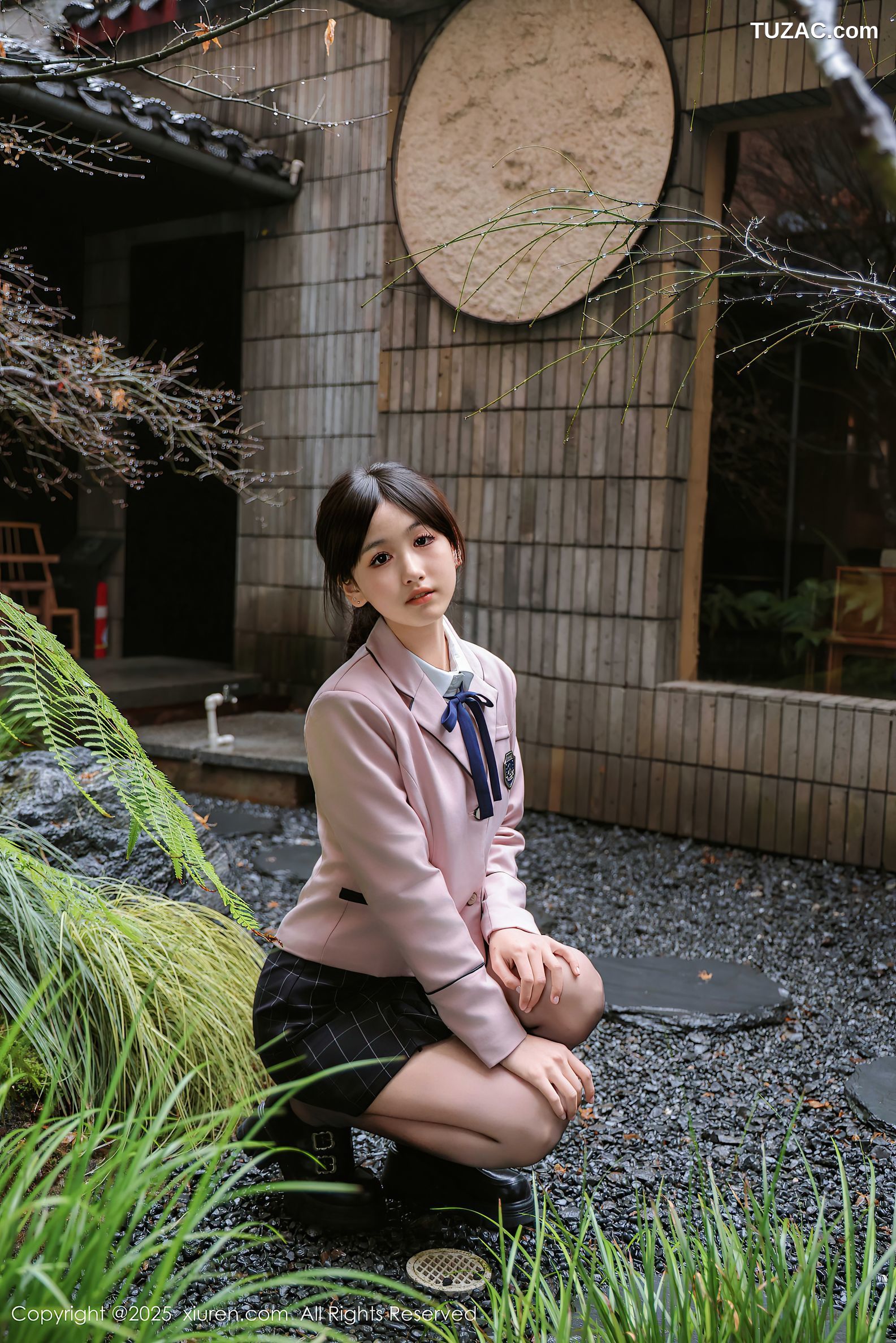 XiuRen秀人网-9949-奶芙乔乔-清纯校服白衬衫酒红内衣黑丝浴室捆绑-2025.02.28