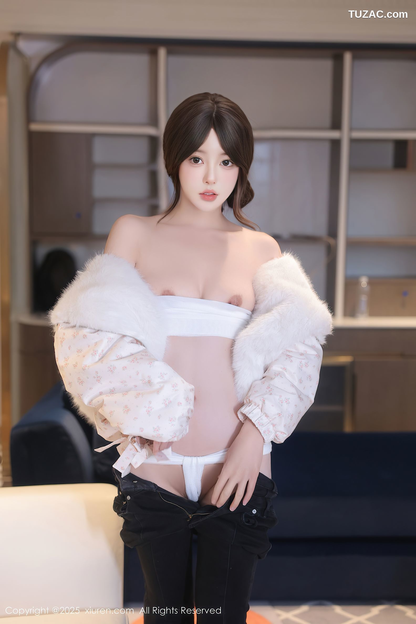 XiuRen秀人网-9950-桃妖夭-白色绑带束胸丁字裤湿身诱惑-2025.02.28