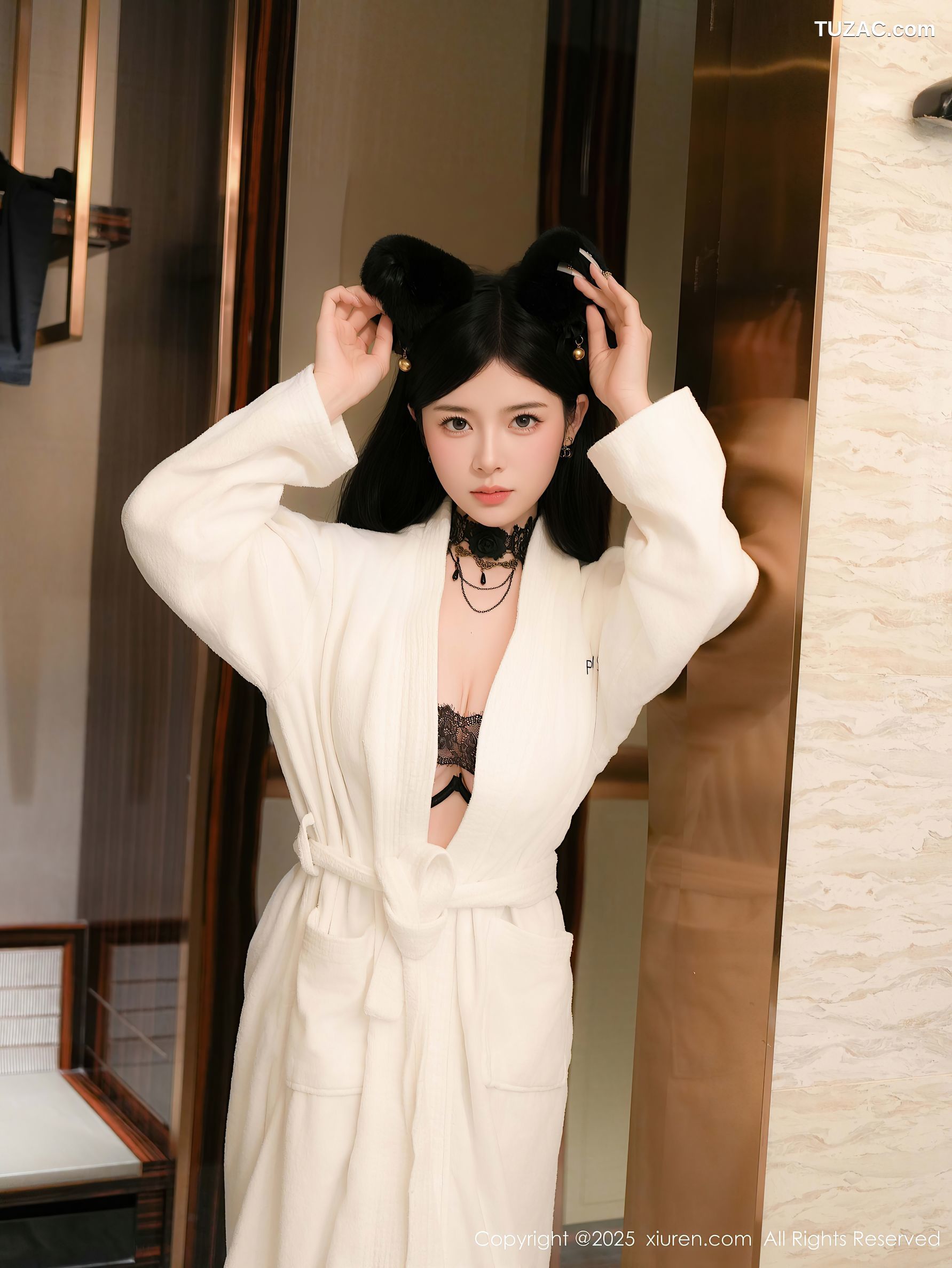 XiuRen秀人网-9961-优酱-白浴袍情趣黑蕾丝内衣爆乳黑丝-2025.03.04