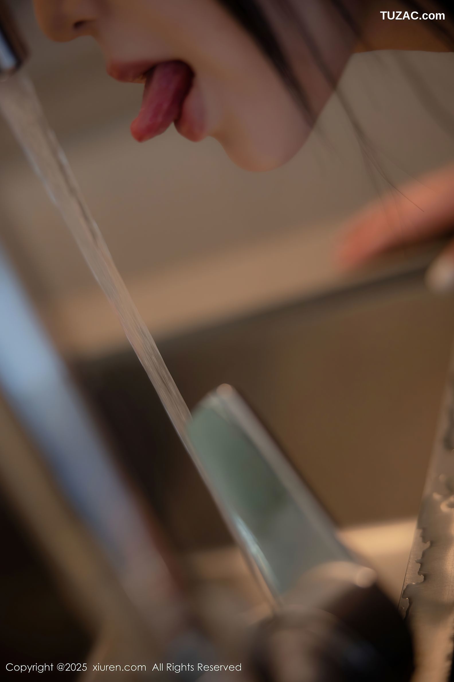 XiuRen秀人网-9977-林昔予yorki-黑蕾丝黑色丁字裤翘臀爆乳-2025.03.06