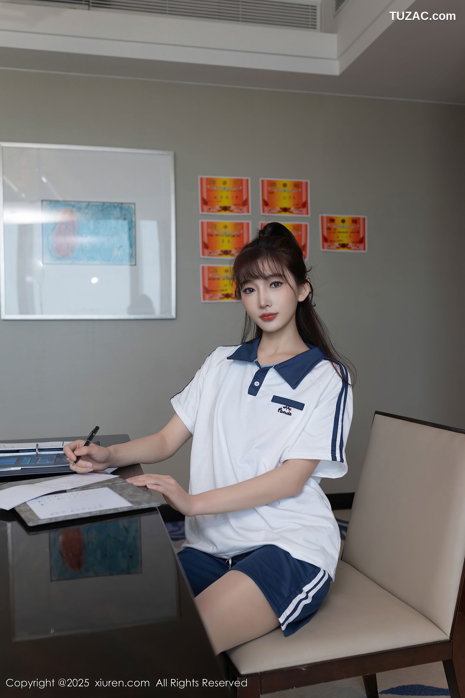 XiuRen秀人网-9979-陆萱萱-女生运动白T蓝短裤浴室比基尼-2025.03.06