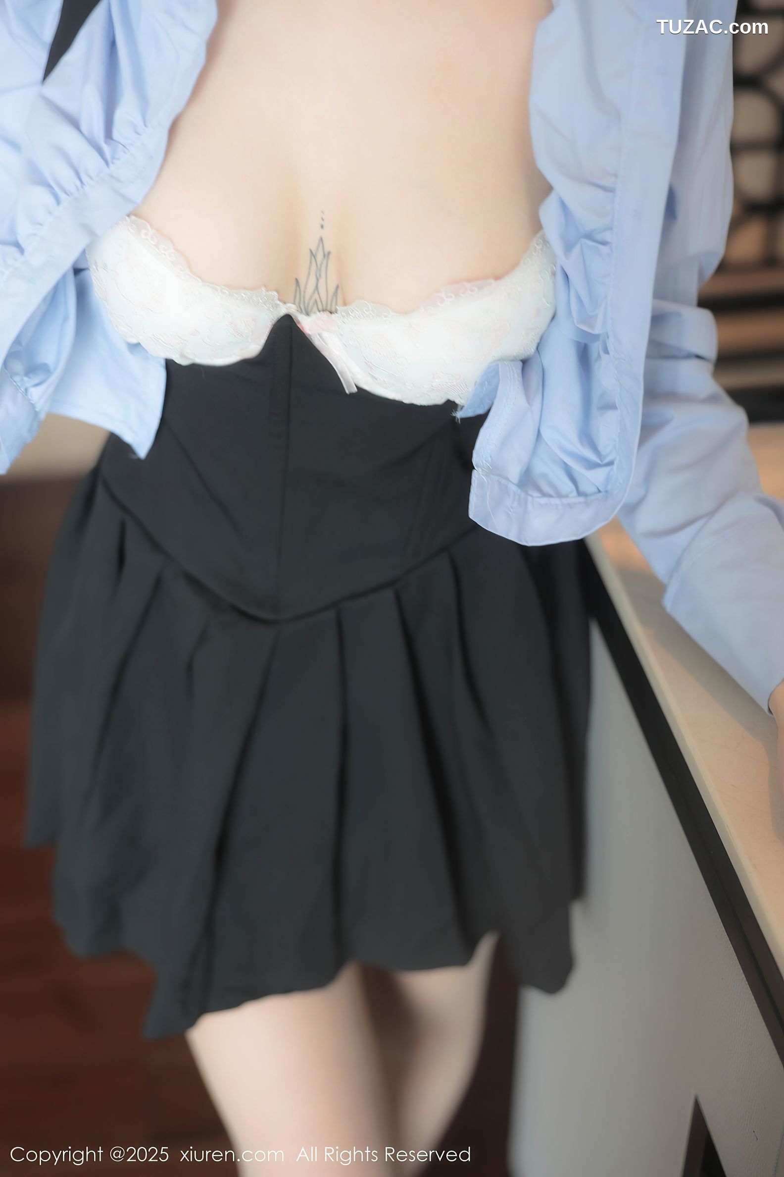XiuRen秀人网-9981-汐子-短发美女蓝衬衫黑色百褶裙白色内衣肉丝-2025.03.07