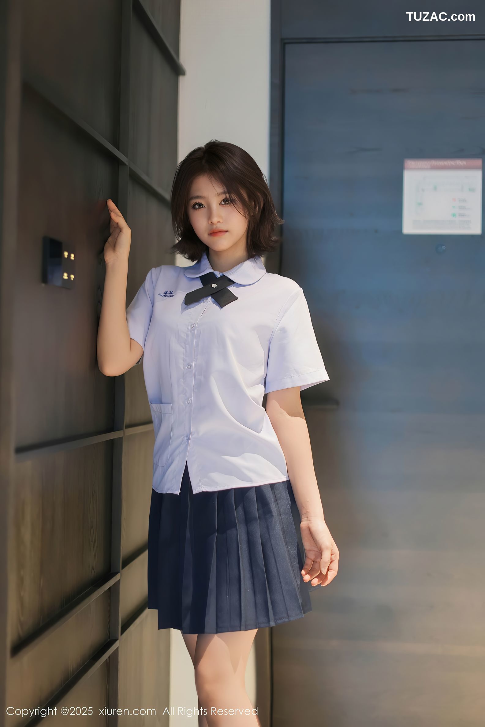 XiuRen秀人网-9985-小橘子orange-清纯女生白衬衫深蓝短裙淡蓝内衣爆乳诱惑-2025.03.07
