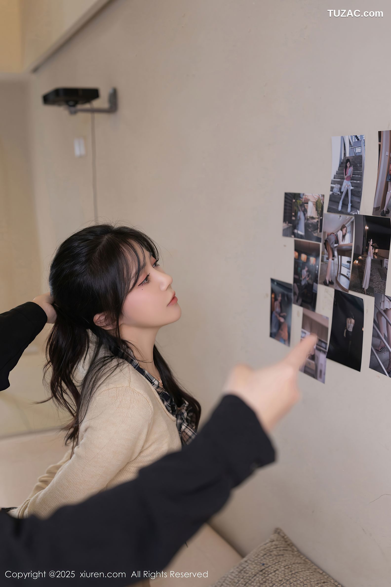 XiuRen秀人网-9988-鱼子酱Fish-迷奸剧情棕色格子裙白色内衣-2025.03.07