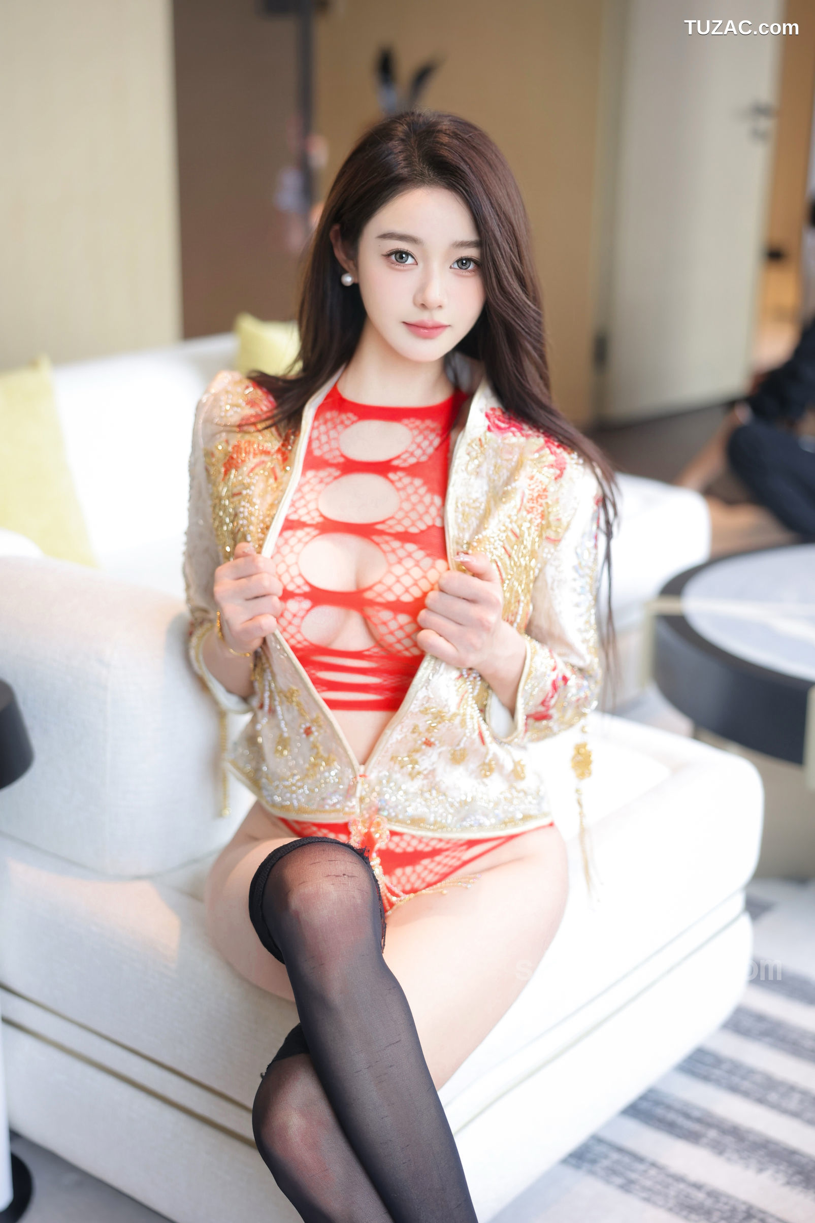 XR-Uncensored-Candy糖糖-新年礼服-R18-XiuRen秀人网-9833-内购私拍