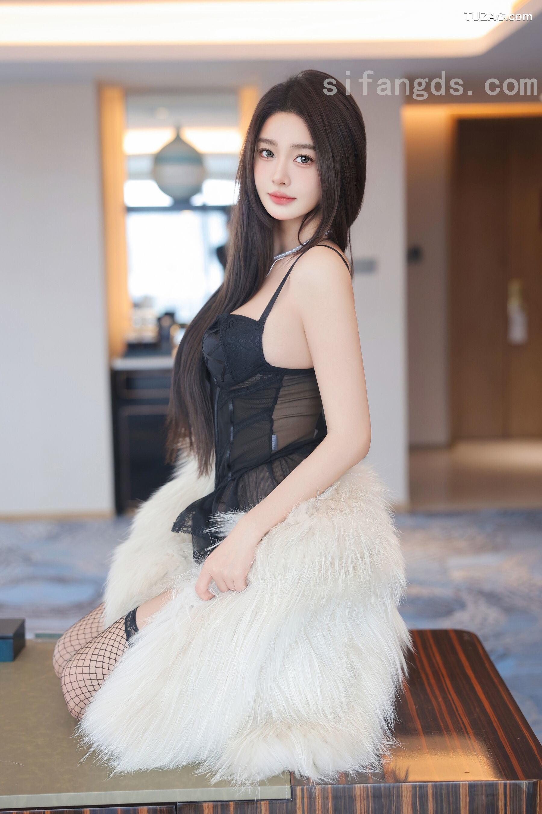 XR-Uncensored-Candy糖糖-黑色情趣内衣福利-R18-XiuRen秀人网-9781-内购私拍