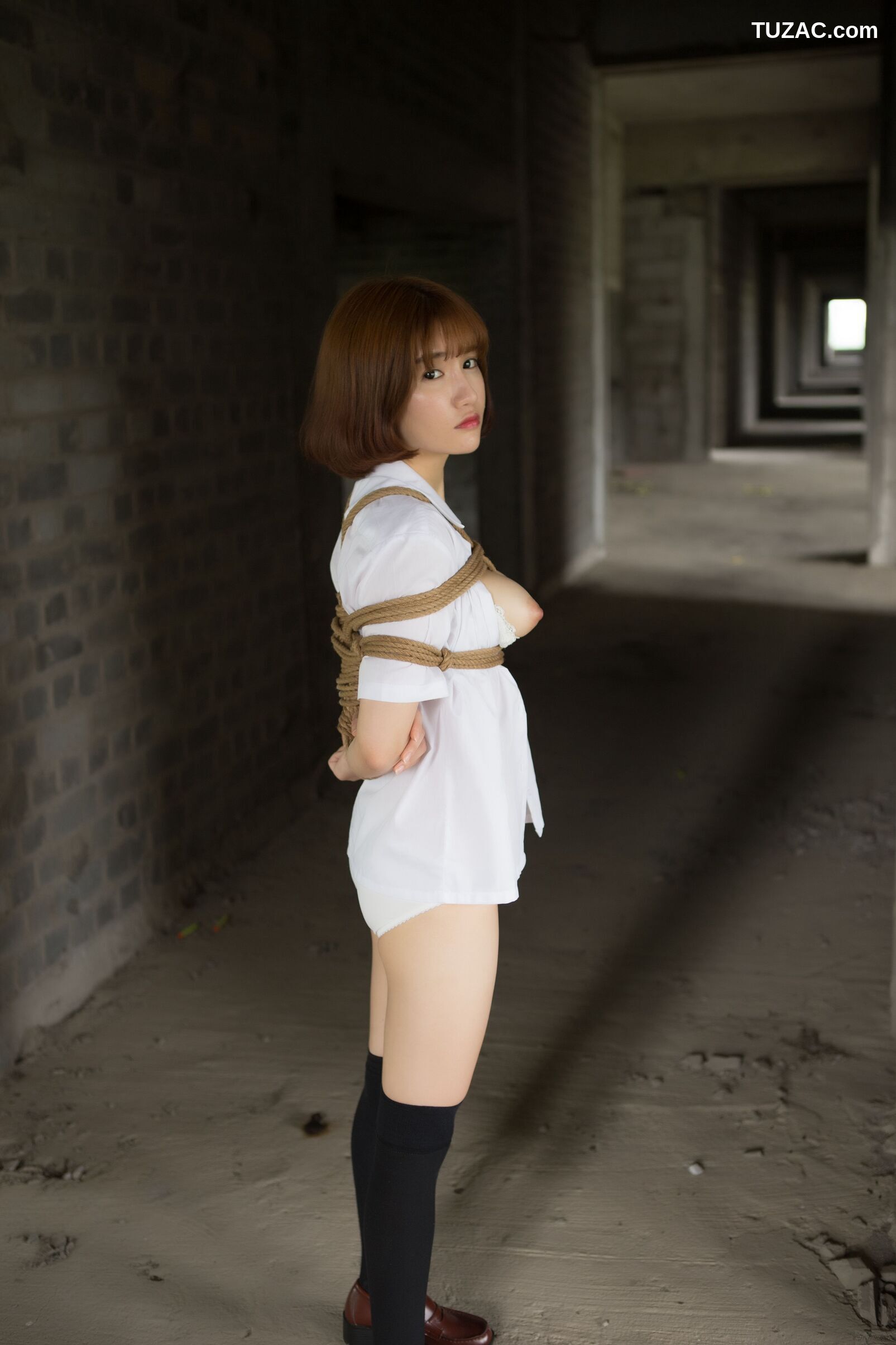 XR-Uncensored-K8傲娇萌萌Vivian-被束缚的学妹