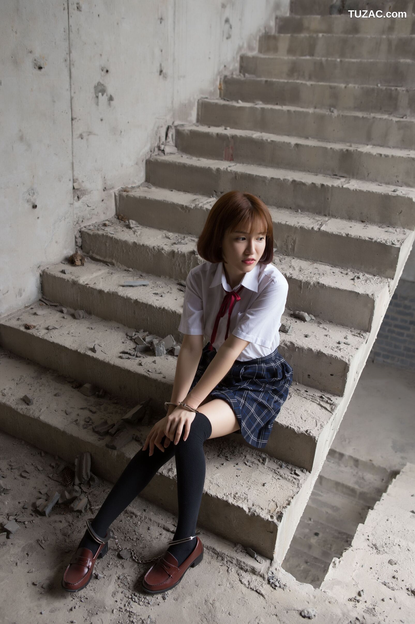 XR-Uncensored-K8傲娇萌萌Vivian-被束缚的学妹