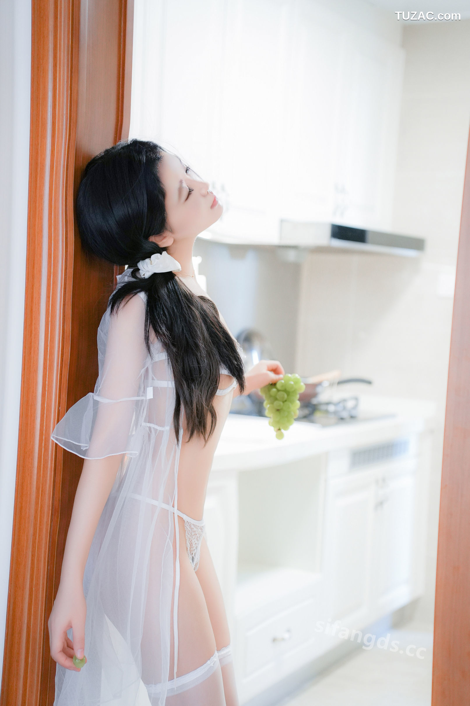 XR-Uncensored-于诺诺-白丝厨娘-极致诱惑-R18-XiuRen秀人网-9031-内购私拍