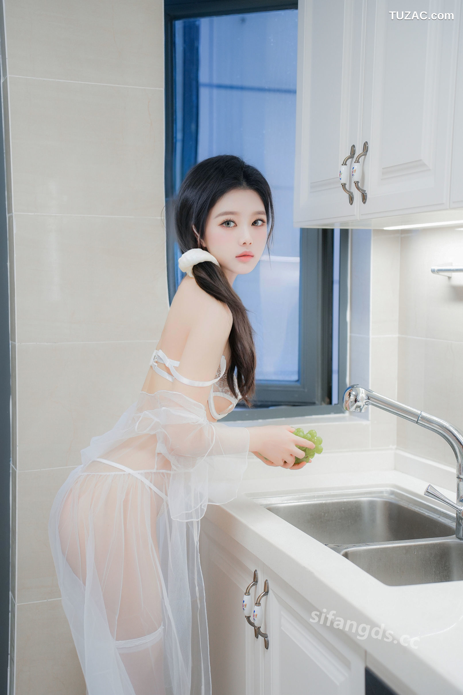 XR-Uncensored-于诺诺-白丝厨娘-极致诱惑-R18-XiuRen秀人网-9031-内购私拍
