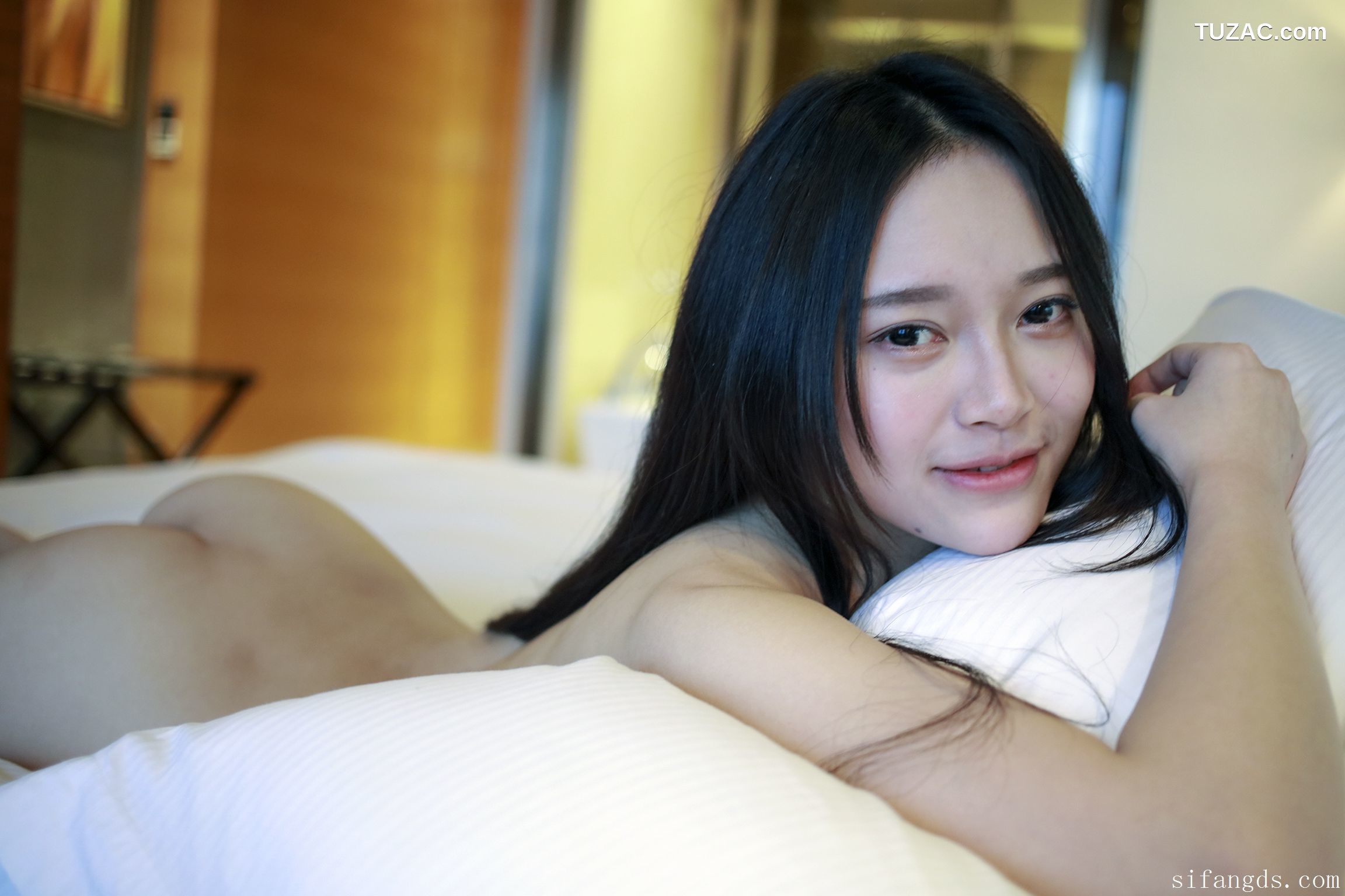 XR-Uncensored-唐琪儿-浴缸中的激情-MFStar模范学院-169-吊带美胸全裸私房诱惑-2018.12.13