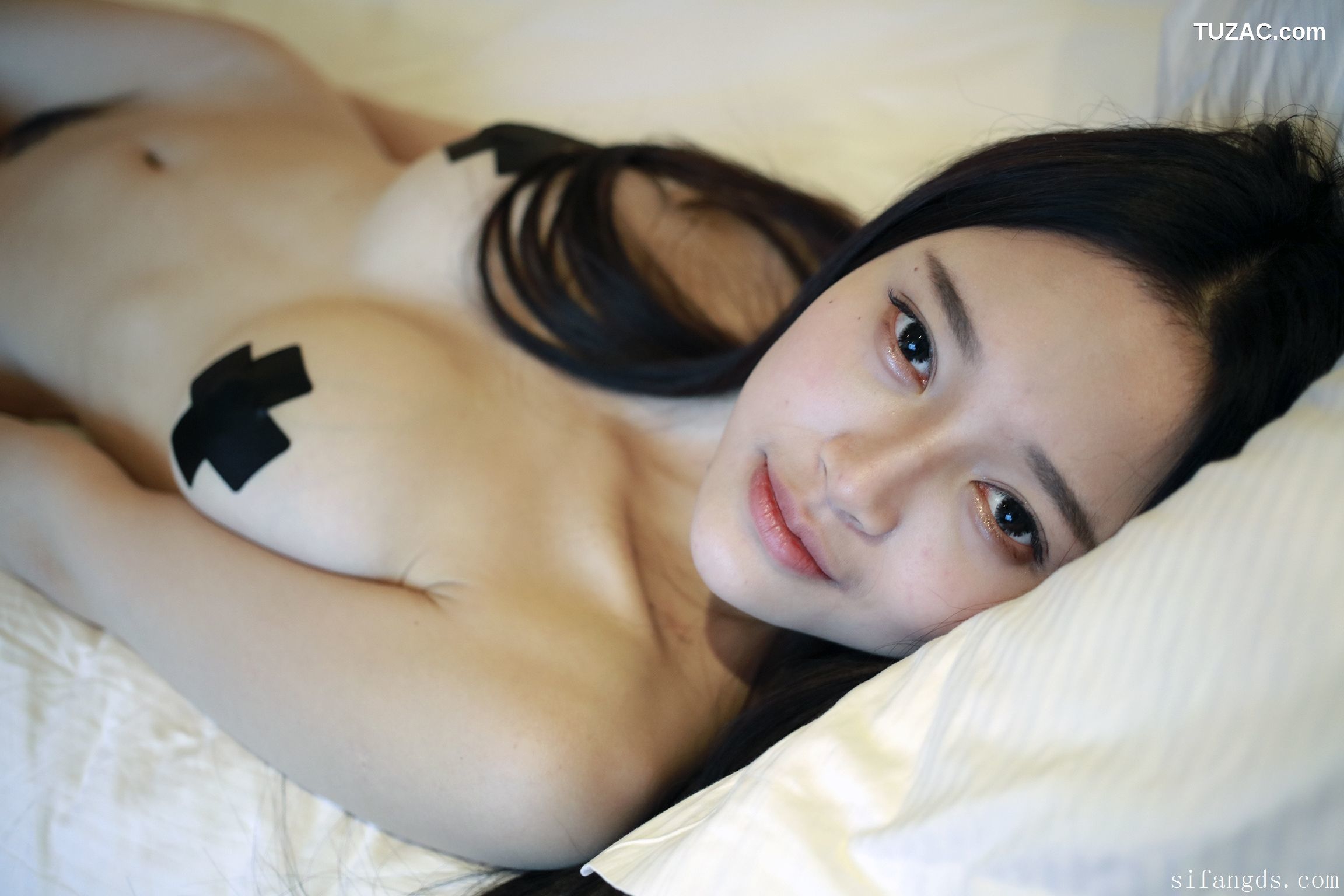 XR-Uncensored-唐琪儿-浴缸中的激情-MFStar模范学院-169-吊带美胸全裸私房诱惑-2018.12.13