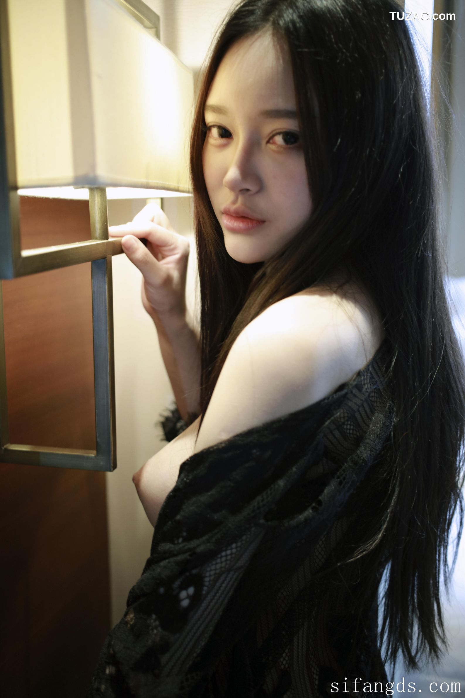 XR-Uncensored-唐琪儿-难掩的春色-MFStar模范学院-092-2017.03.23