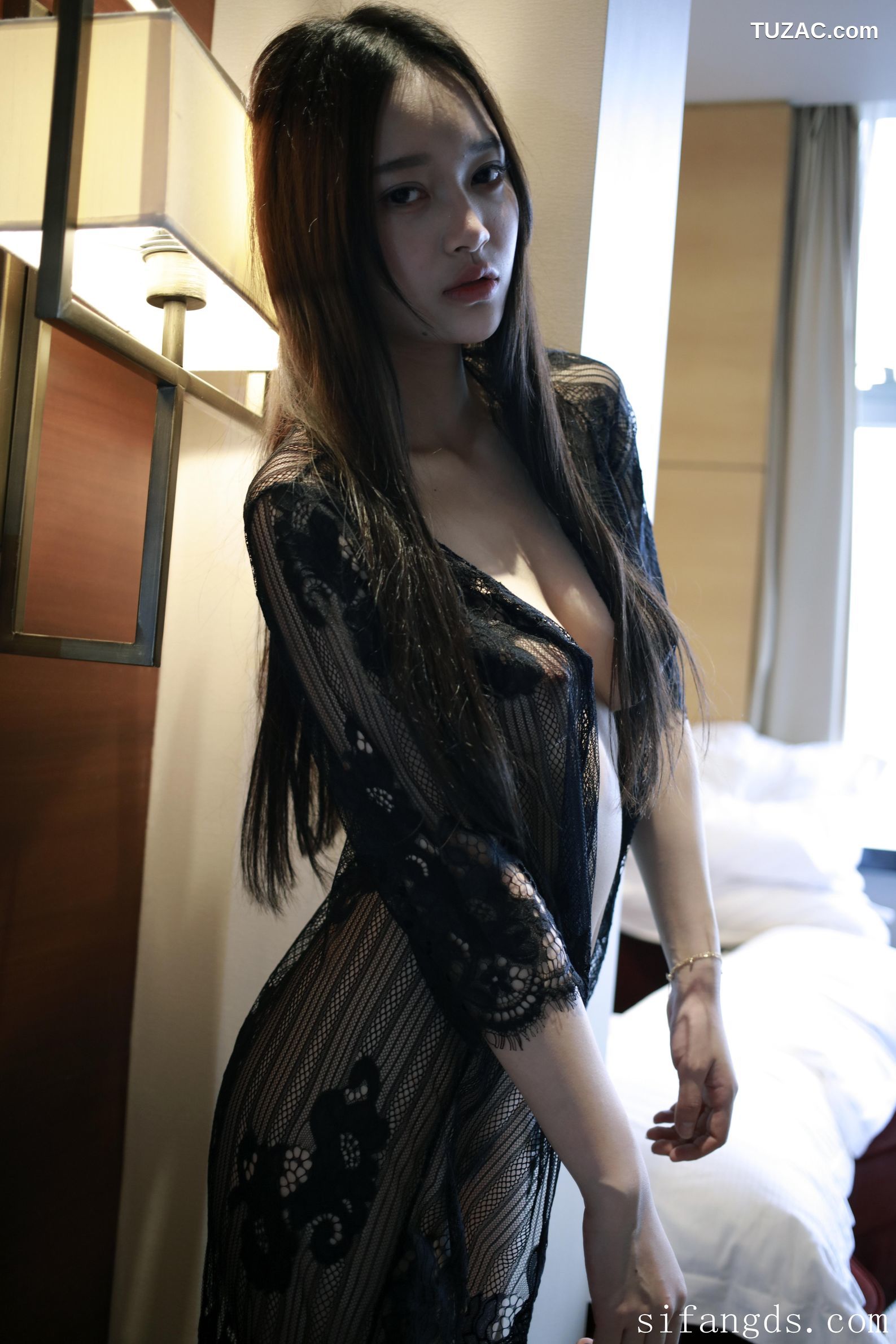 XR-Uncensored-唐琪儿-难掩的春色-MFStar模范学院-092-2017.03.23