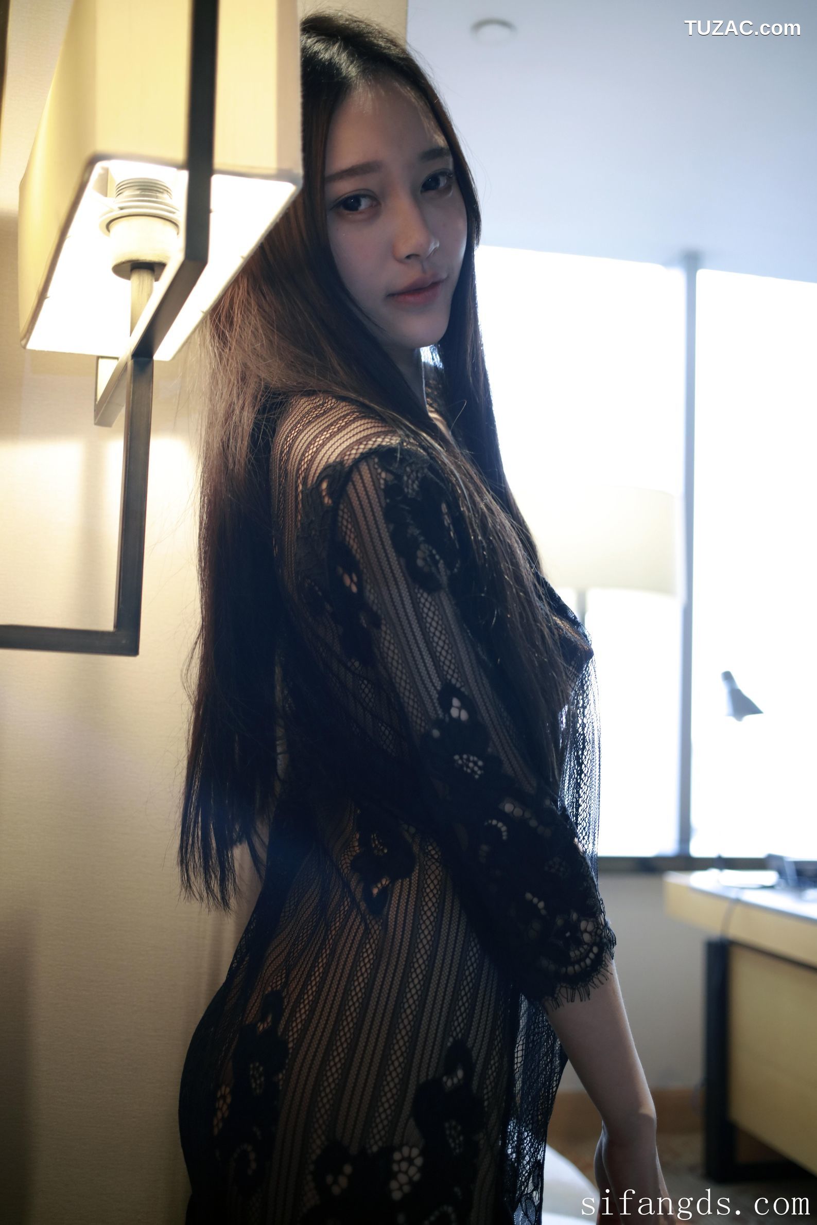 XR-Uncensored-唐琪儿-难掩的春色-MFStar模范学院-092-2017.03.23