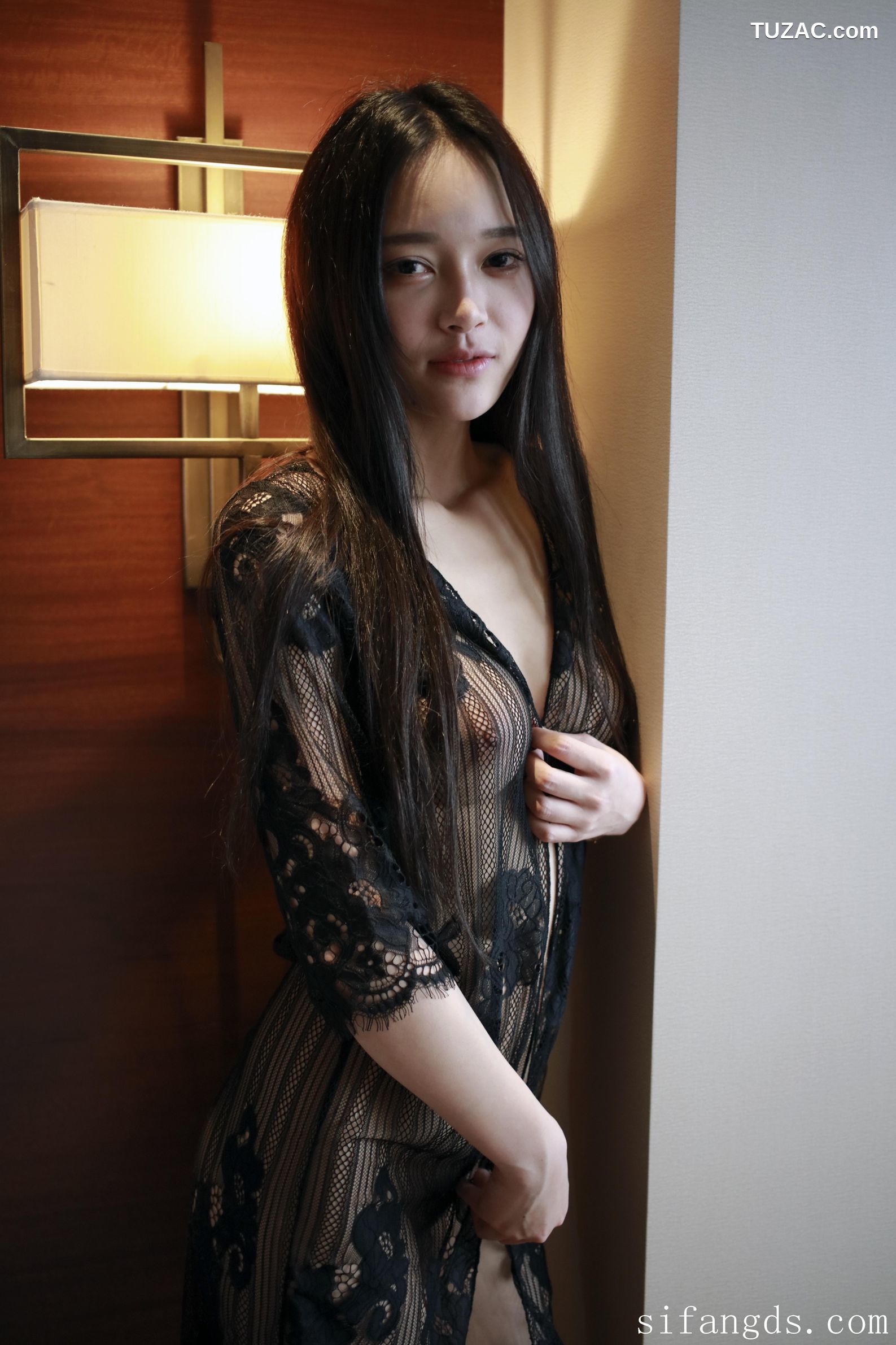 XR-Uncensored-唐琪儿-难掩的春色-MFStar模范学院-092-2017.03.23