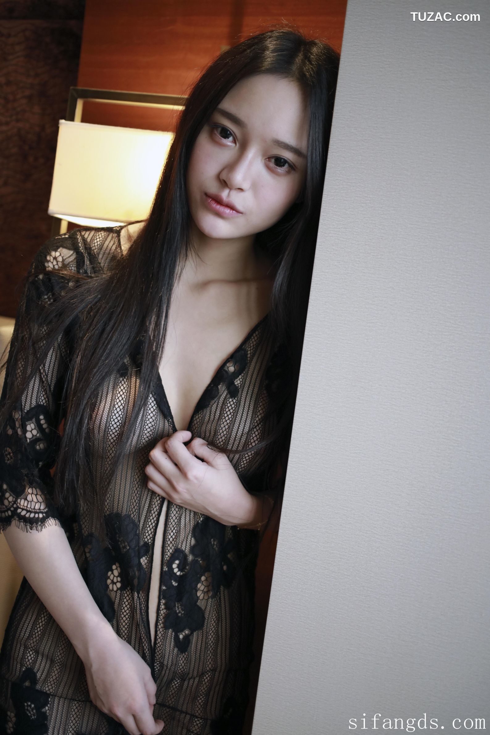 XR-Uncensored-唐琪儿-难掩的春色-MFStar模范学院-092-2017.03.23
