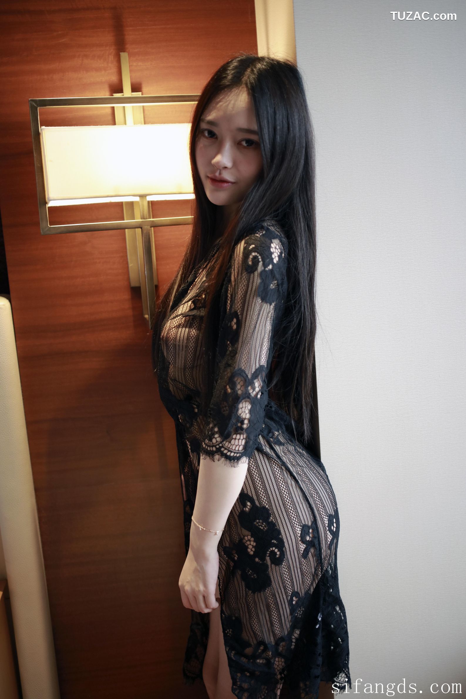 XR-Uncensored-唐琪儿-难掩的春色-MFStar模范学院-092-2017.03.23