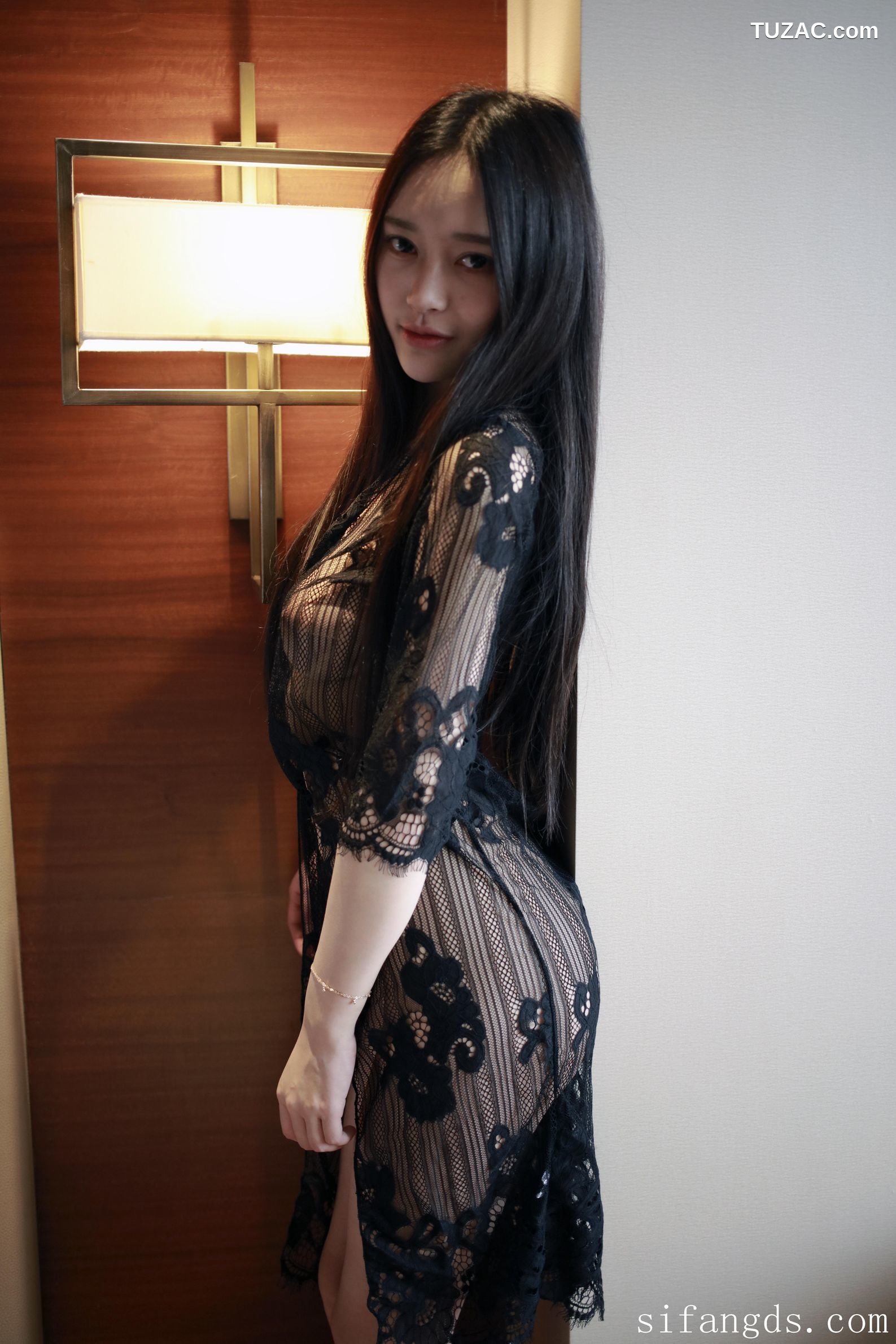 XR-Uncensored-唐琪儿-难掩的春色-MFStar模范学院-092-2017.03.23