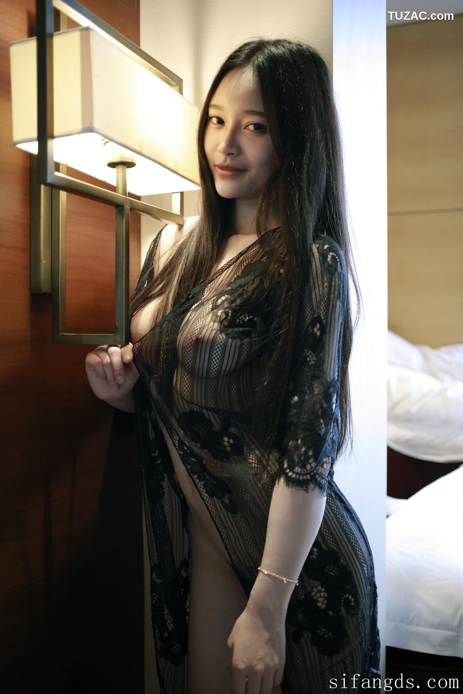 XR-Uncensored-唐琪儿-难掩的春色-MFStar模范学院-092-2017.03.23