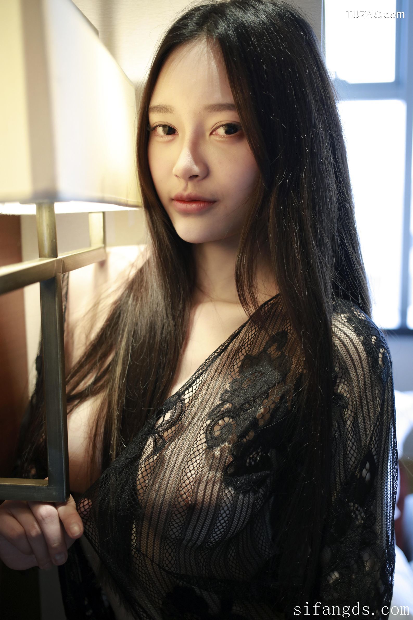 XR-Uncensored-唐琪儿-难掩的春色-MFStar模范学院-092-2017.03.23