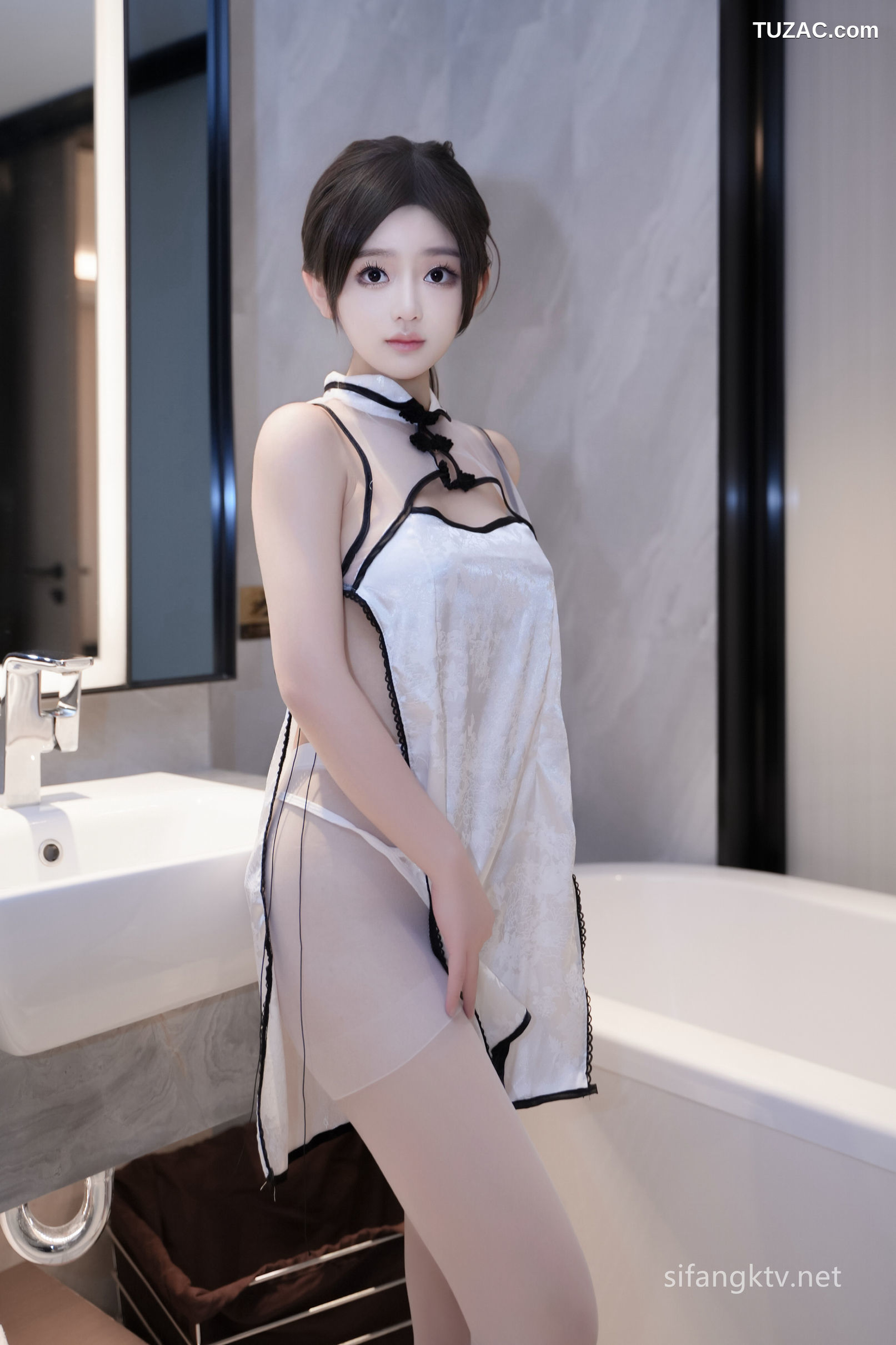 XR-Uncensored-奶茶味的包子-白旗袍白丝-XiuRen秀人网-8104-内购私拍