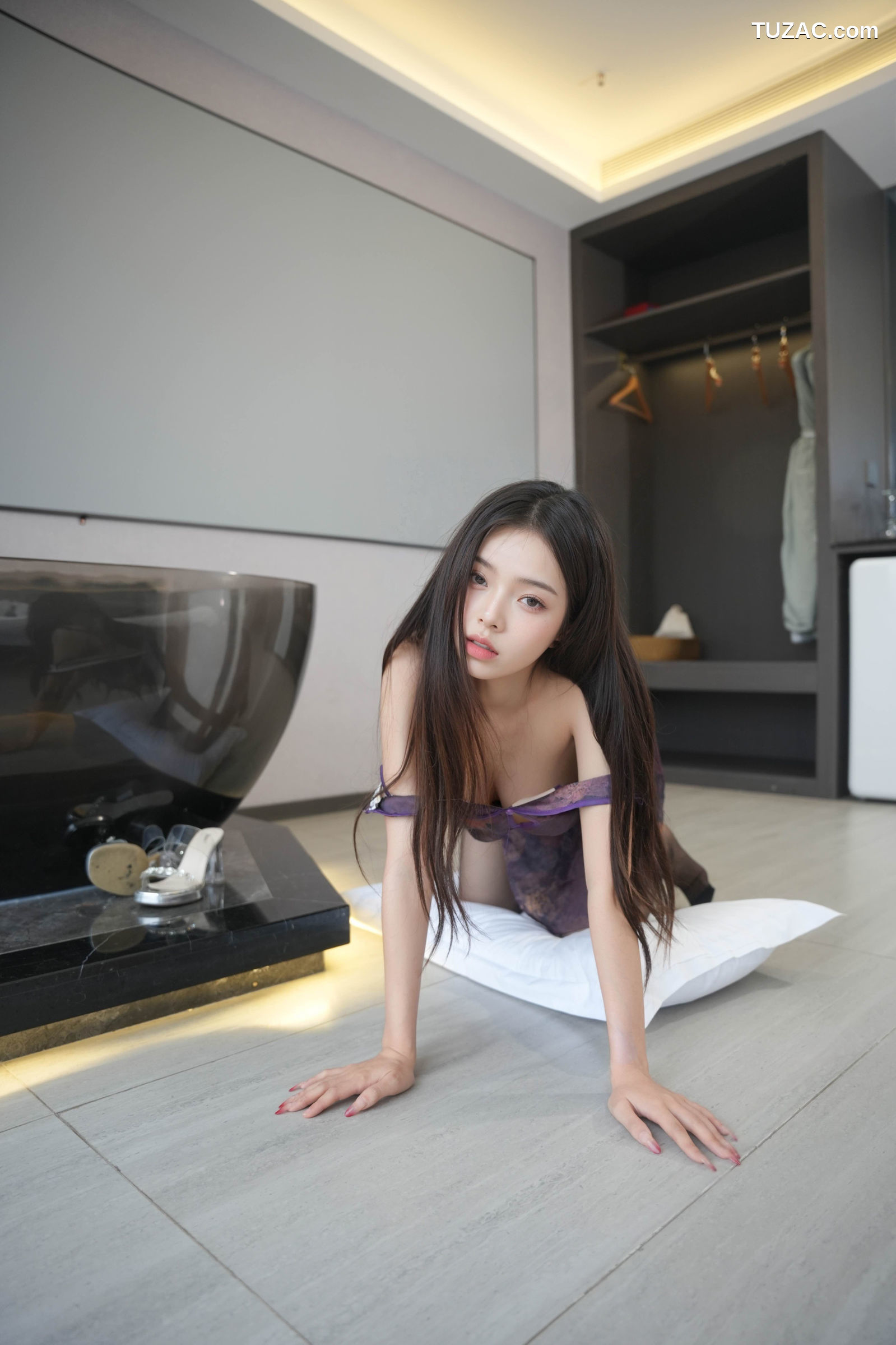 XR-Uncensored-小奶娇-复古旗袍黑丝-XiuRen秀人网-10771-内购私拍-2025.09.16