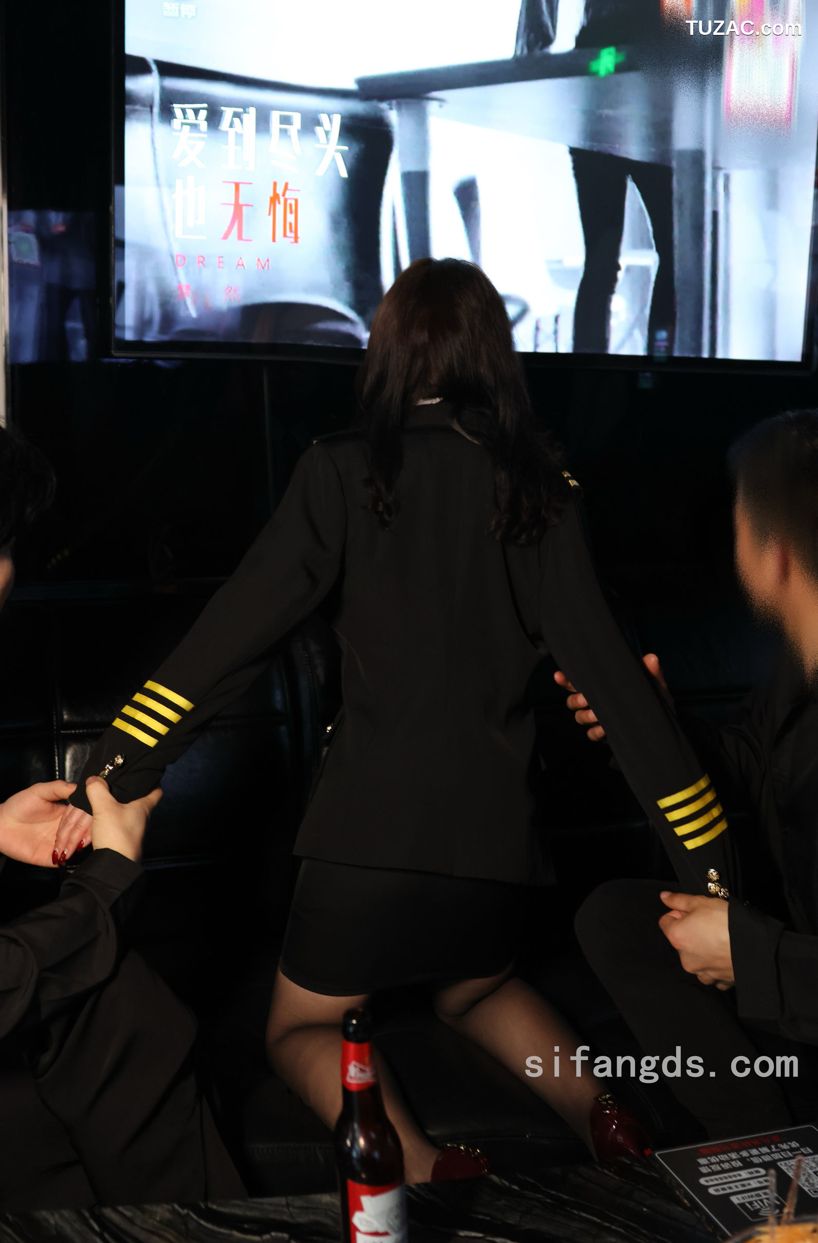 XR-Uncensored-小薯条nienie-KTV激情篇剧情