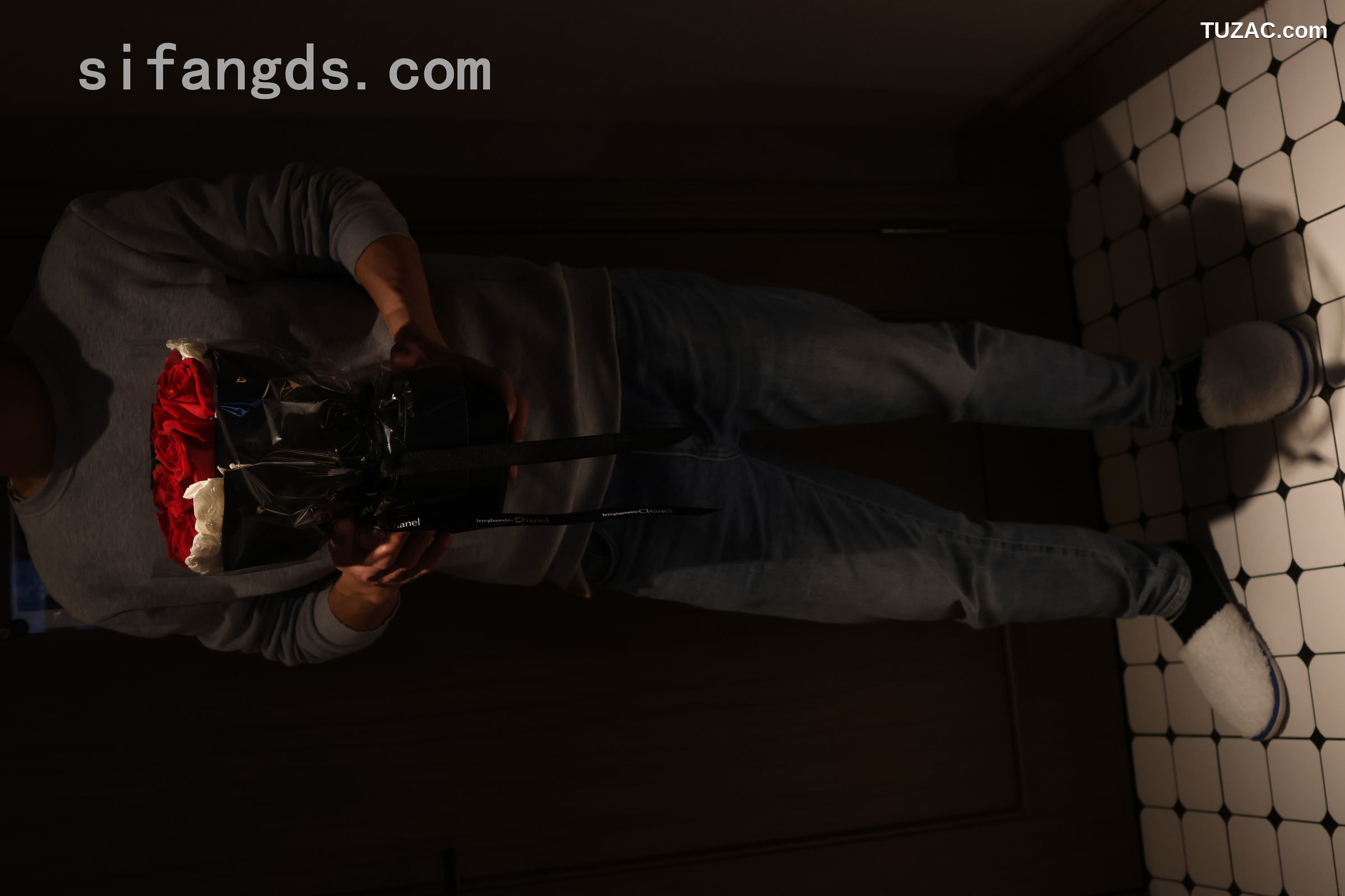 XR-Uncensored-小薯条nienie-结婚纪念日-XiuRen秀人网-9983-人妻剧情轻透白衬衫黑丝亮片情趣内衣爆乳-2025.03.07