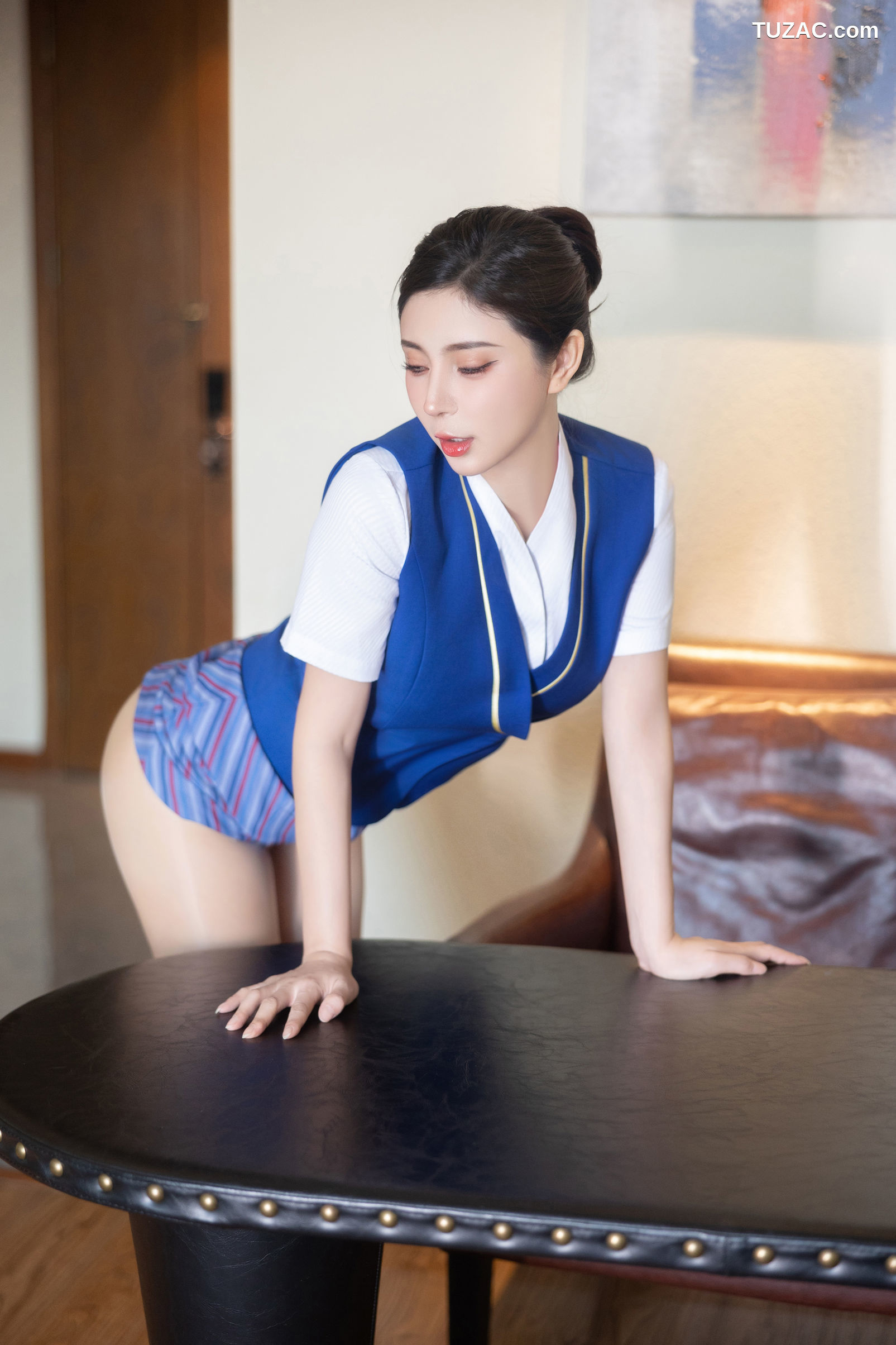 XR-Uncensored-小蛮妖Yummy-秀人网模特-空姐制服-XiuRen秀人网-9612-内购私拍