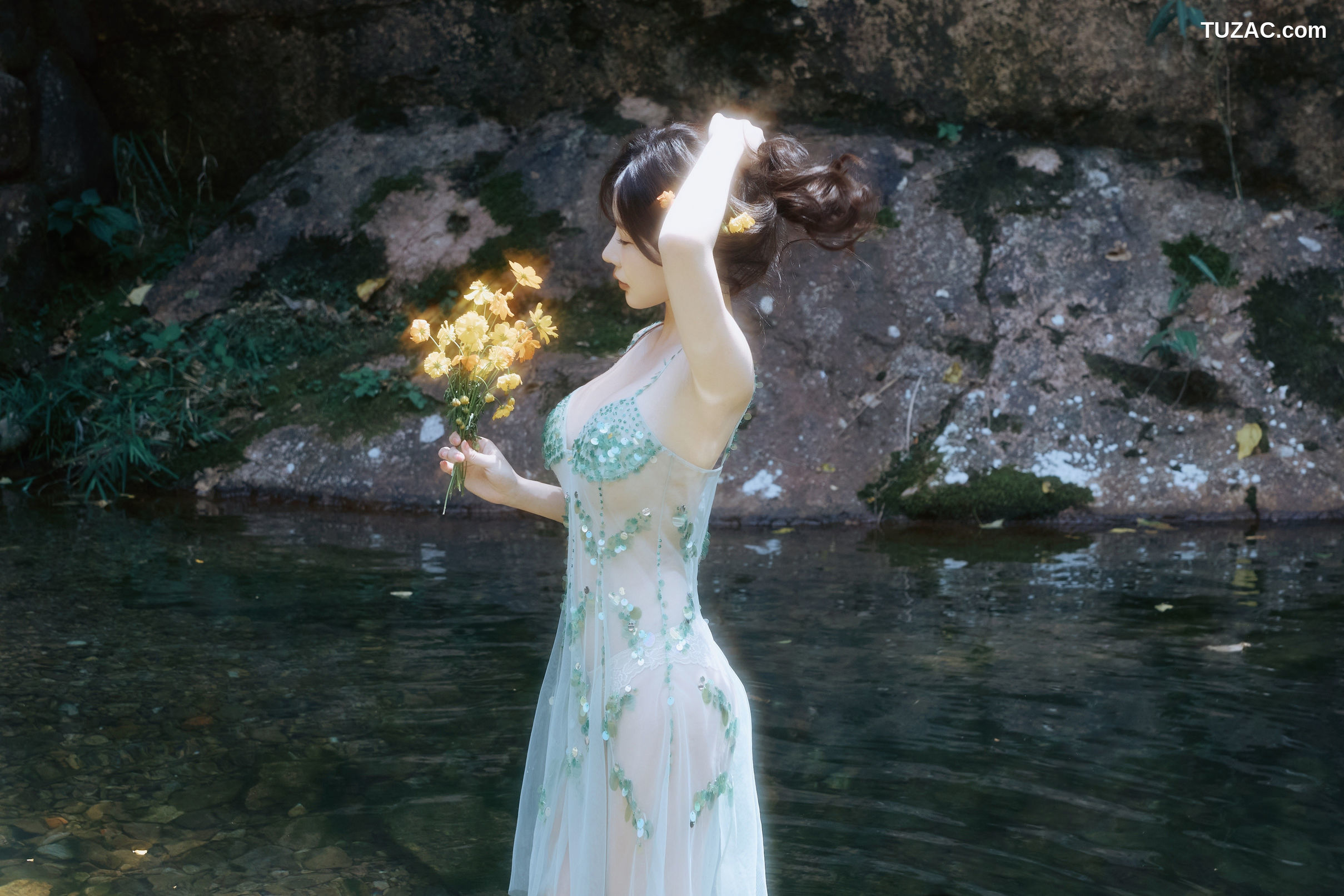 XR-Uncensored-尹甜甜-溪水边-XiuRen秀人网-10756-内购私拍-2025.09.11