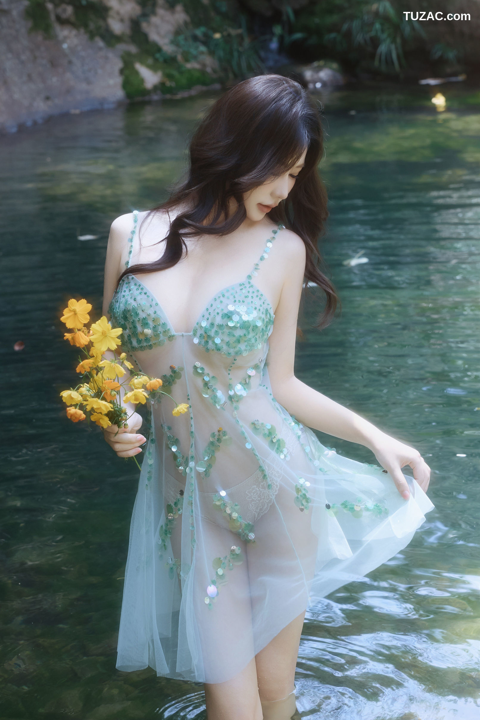 XR-Uncensored-尹甜甜-溪水边-XiuRen秀人网-10756-内购私拍-2025.09.11