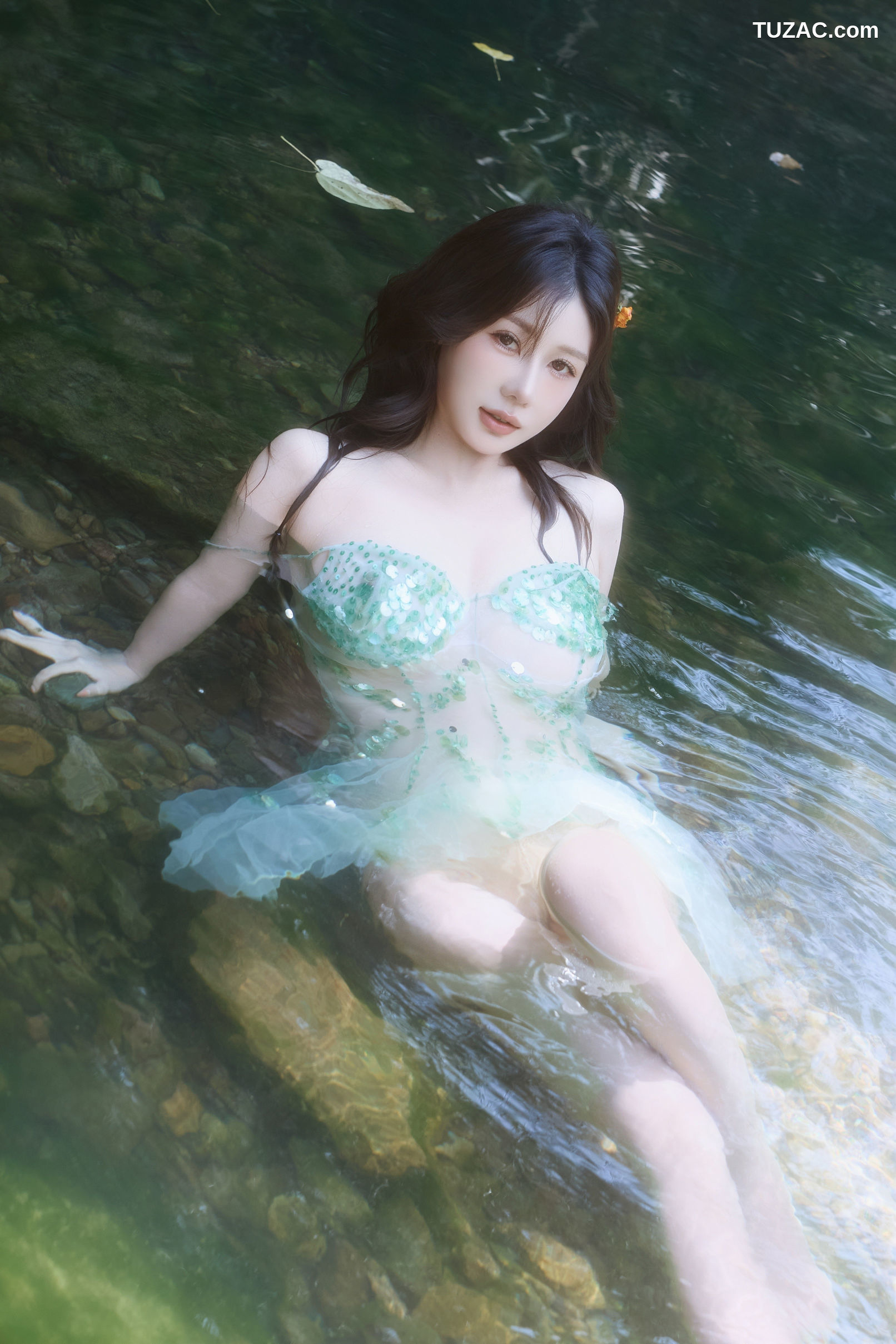 XR-Uncensored-尹甜甜-溪水边-XiuRen秀人网-10756-内购私拍-2025.09.11