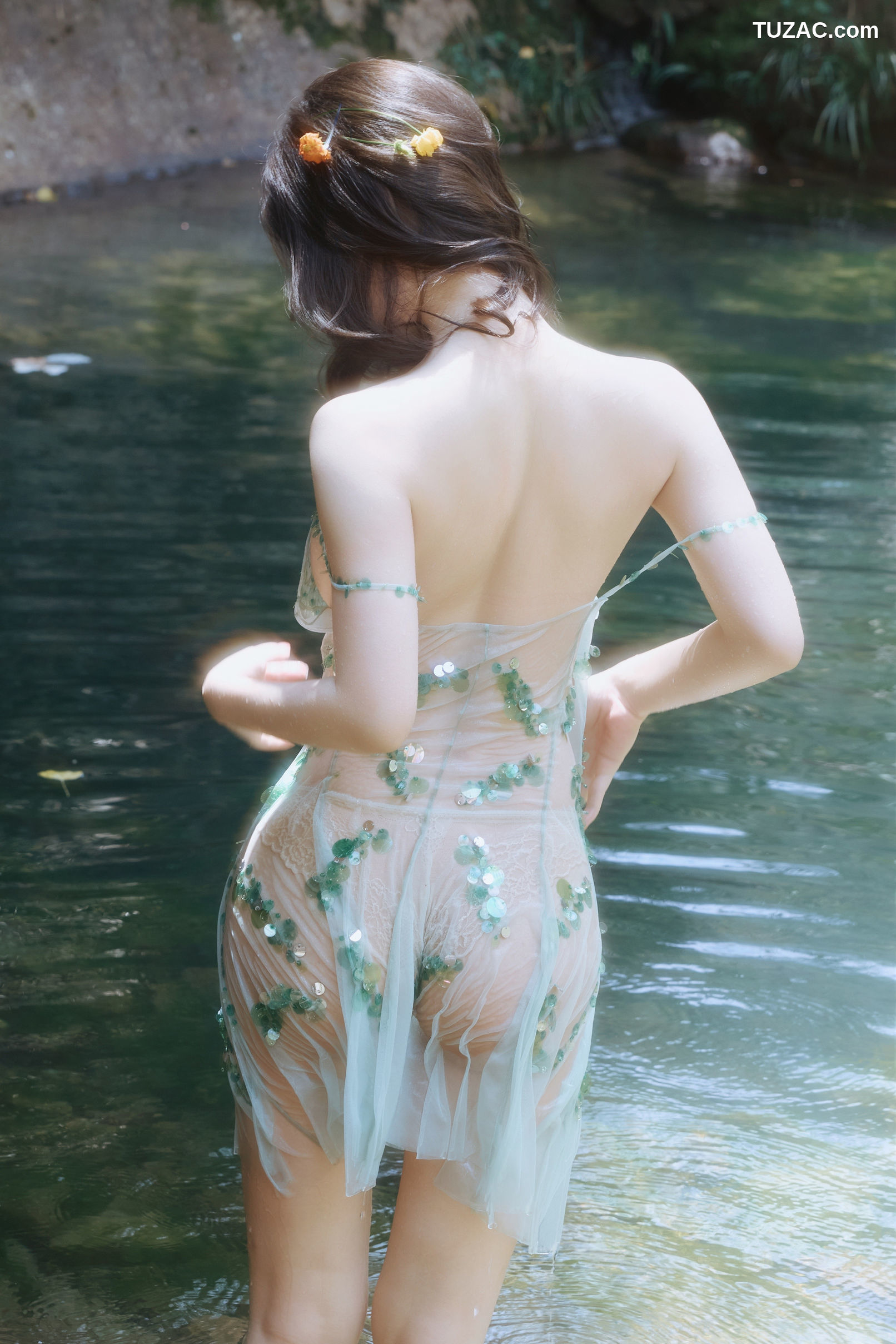 XR-Uncensored-尹甜甜-溪水边-XiuRen秀人网-10756-内购私拍-2025.09.11